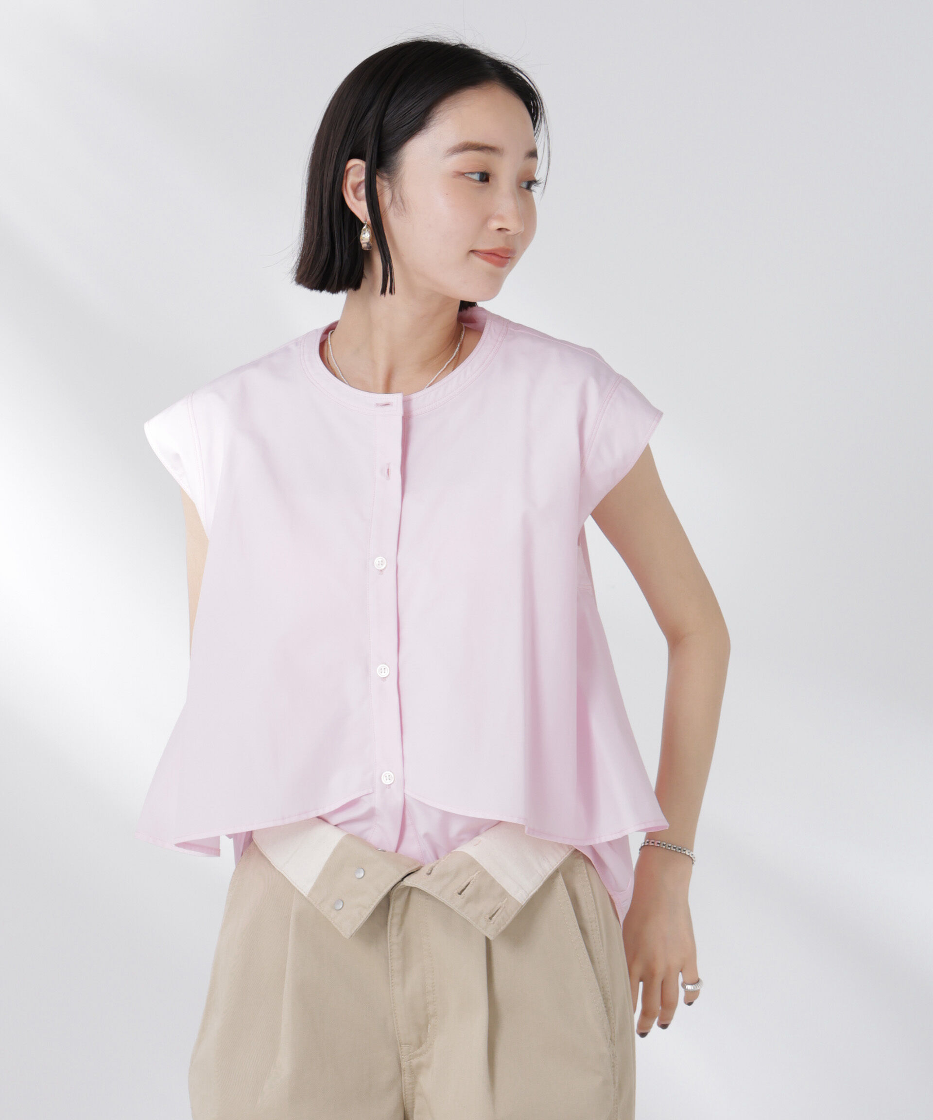 nano･universe「フロントフレアケープカラーノースリーブシャツ」|シャツ・ブラウス|