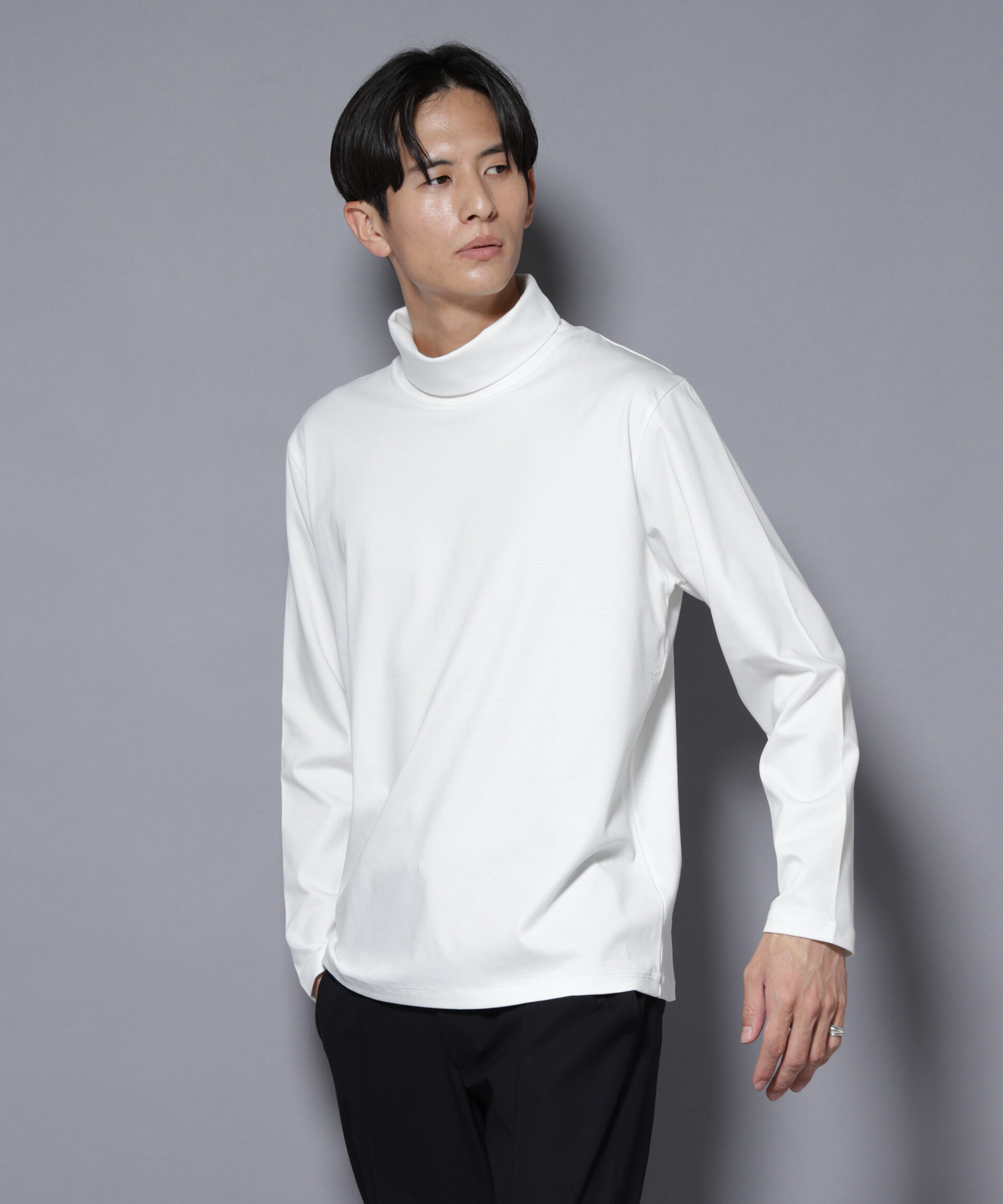 nano･universe「ジャケT(R) プレミアム タートルネック 長袖」|Tシャツ・カットソー|ホワイト