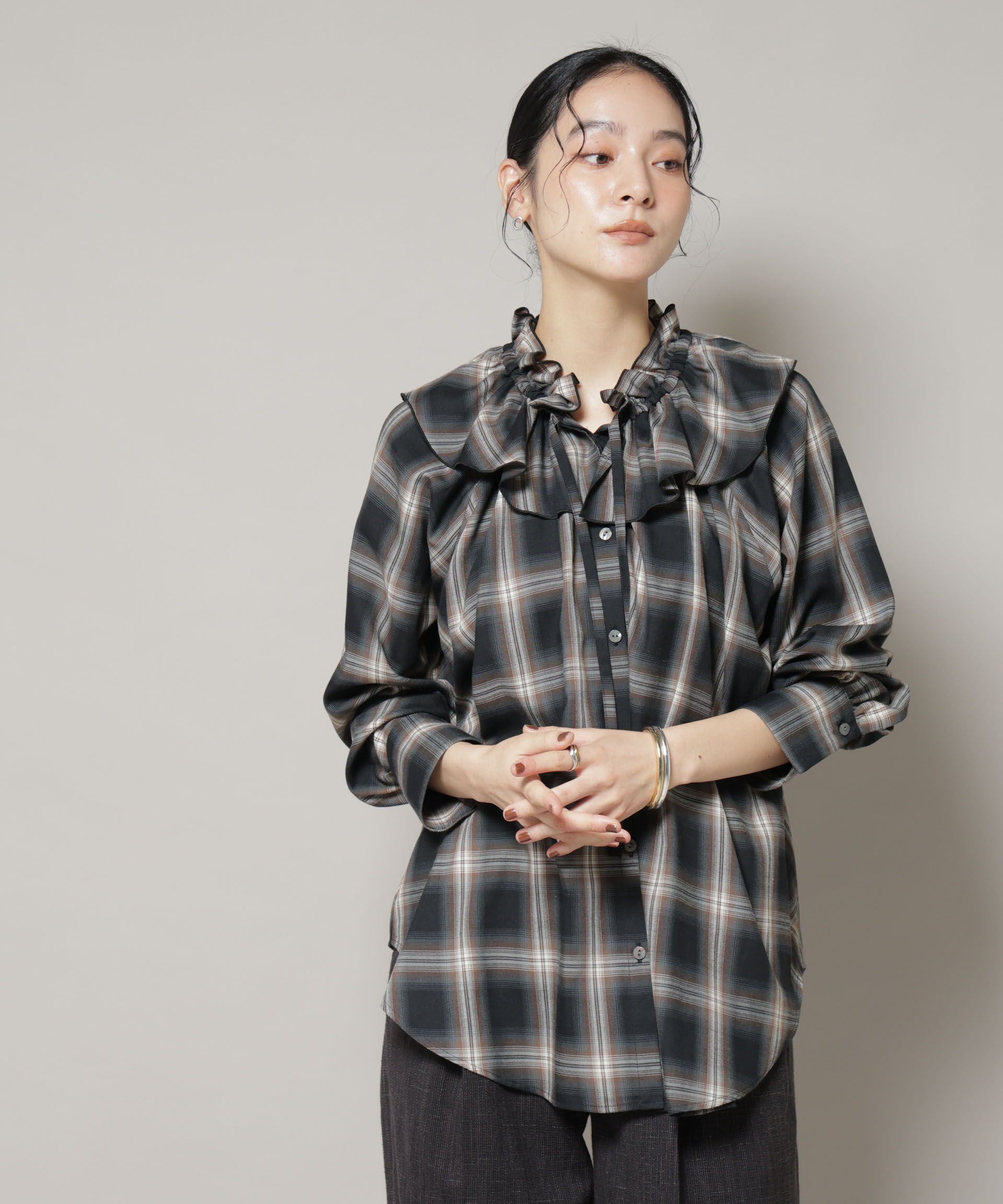 nano･universe「オンブレーチェックフリルカラーブラウス」|シャツ・ブラウス|