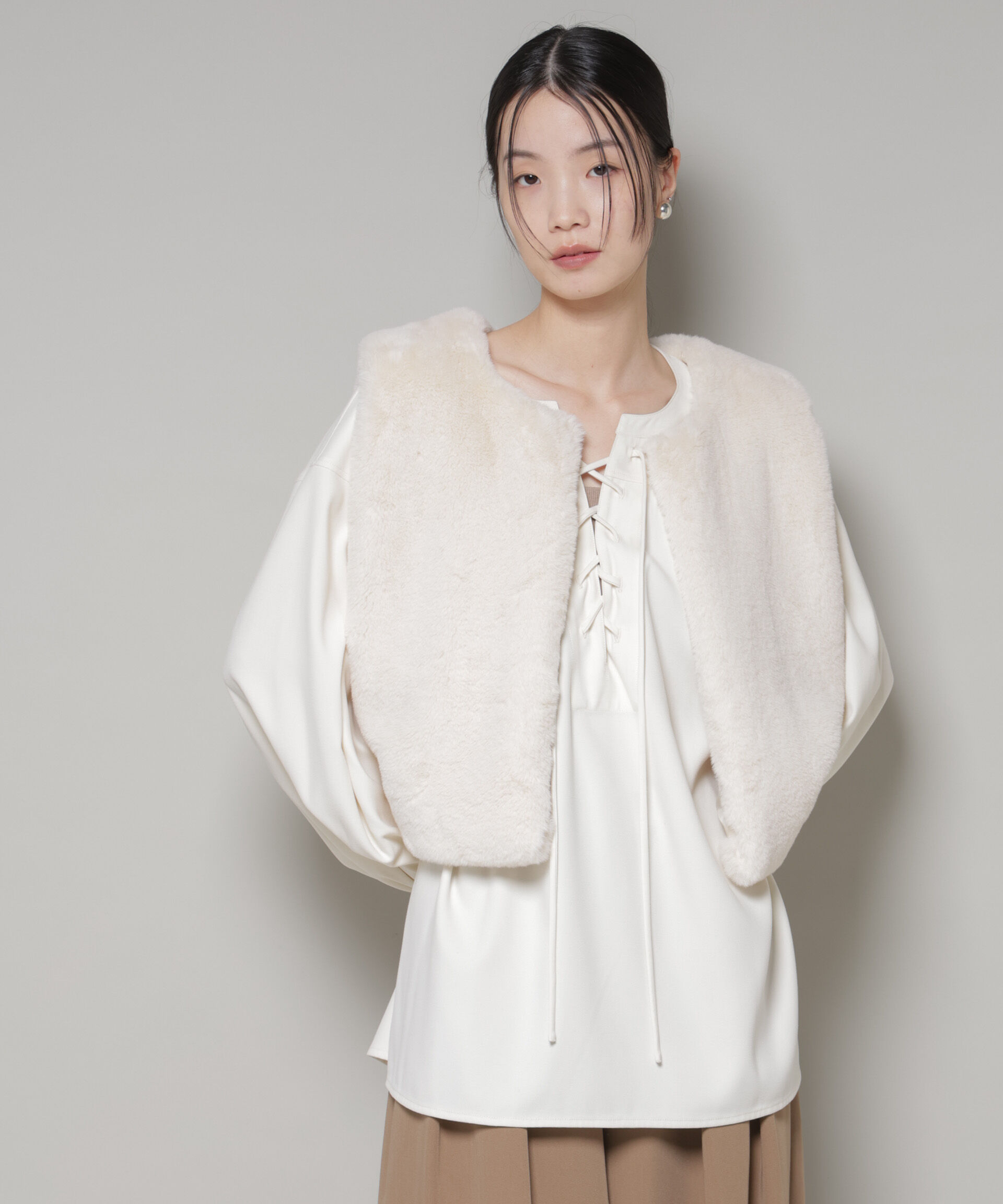 nano･universe「レースアップギャザープルオーバーブラウス」|シャツ・ブラウス|