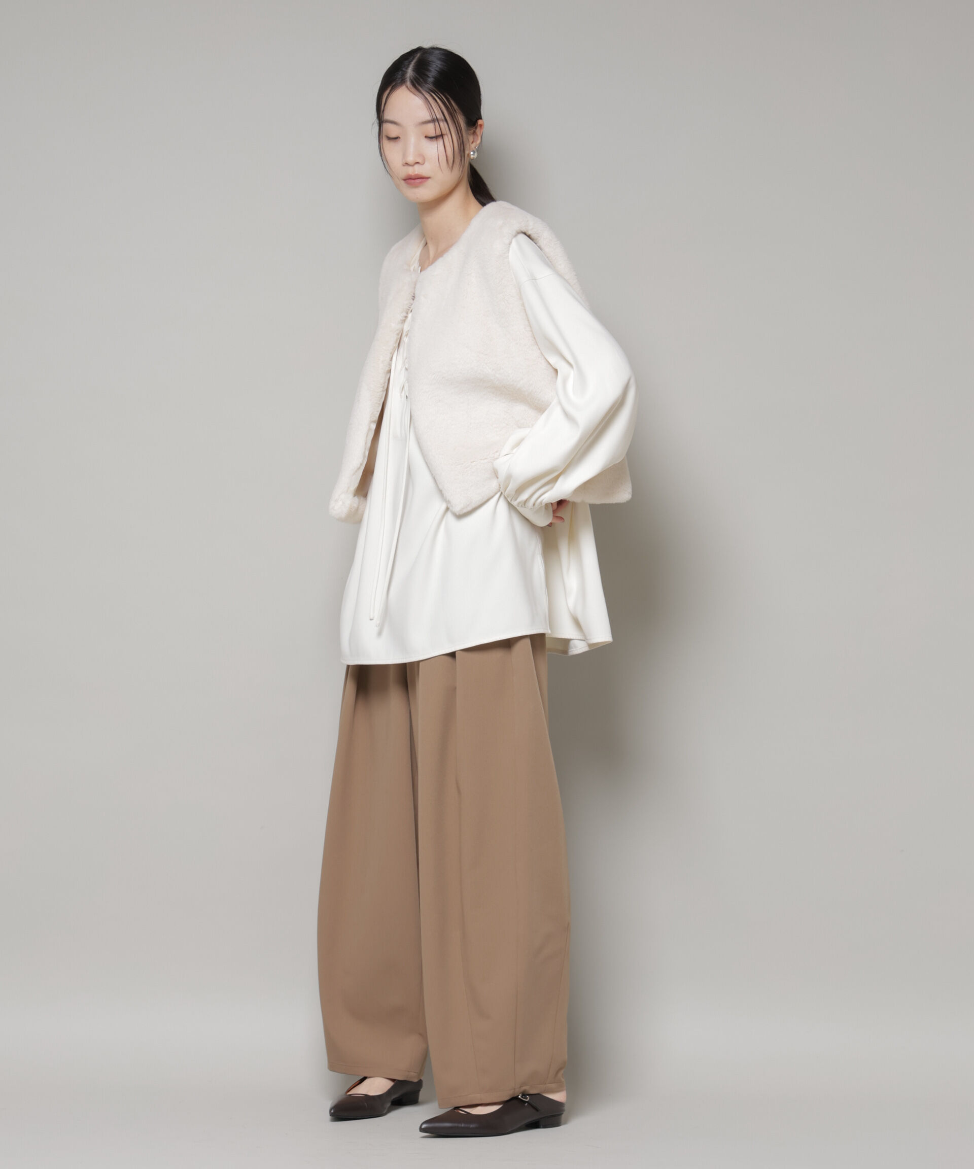 nano･universe「レースアップギャザープルオーバーブラウス」|シャツ・ブラウス|