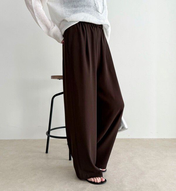 fredy emue「【ラクなのにきちんと見え】シャラリツイル イージーパンツ」|チノ|