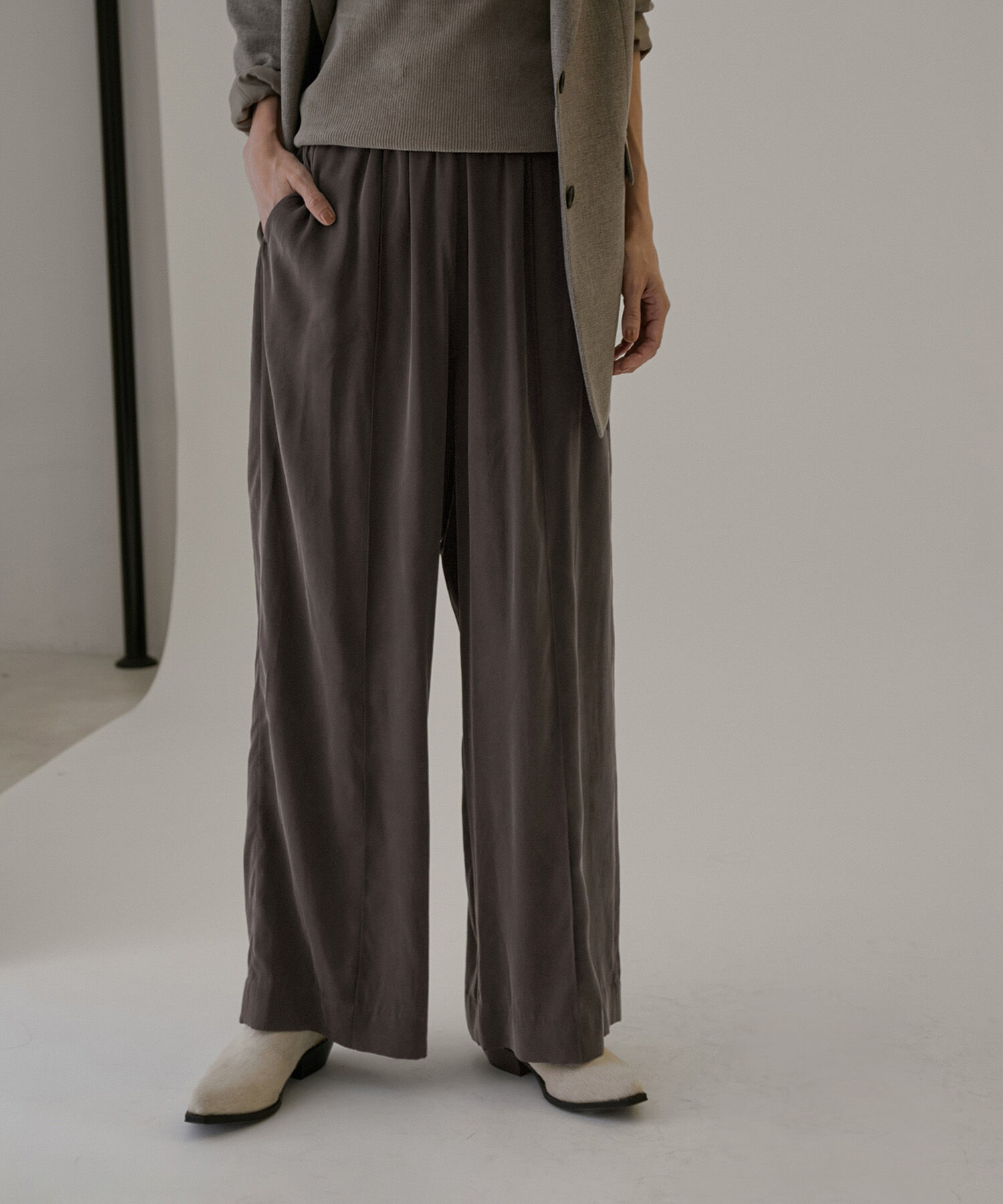SALON adam et rope'「シルクイージーワイドパンツ【セットアップ対応・洗える】」|その他|チャコール(06)
