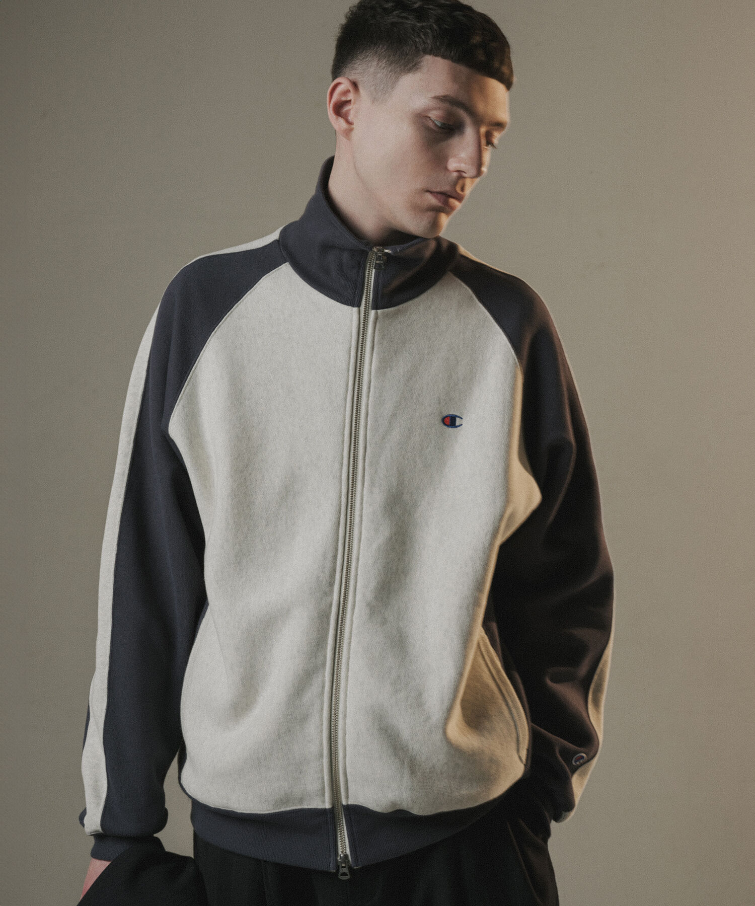 ADAM ET ROPE'「《別注》【Champion/チャンピオン】REVERSE WEAVE TRACK JACKET」|カーディガン|