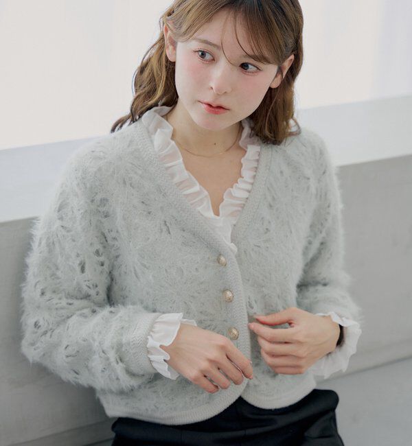  「【SALON by Chico】取り外しフリル襟フラワーニットジャケットカーディ」|カーディガン|