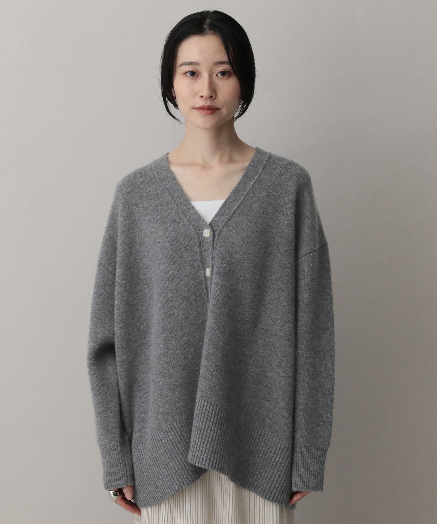 A part by 「カシミヤコンBIG Vネックカーディガン」|ニット・セーター|