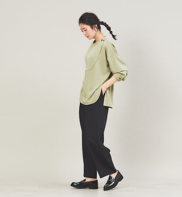 qualite「【WEB・一部店舗限定】起毛サテンカッティングブラウス」|シャツ・ブラウス|