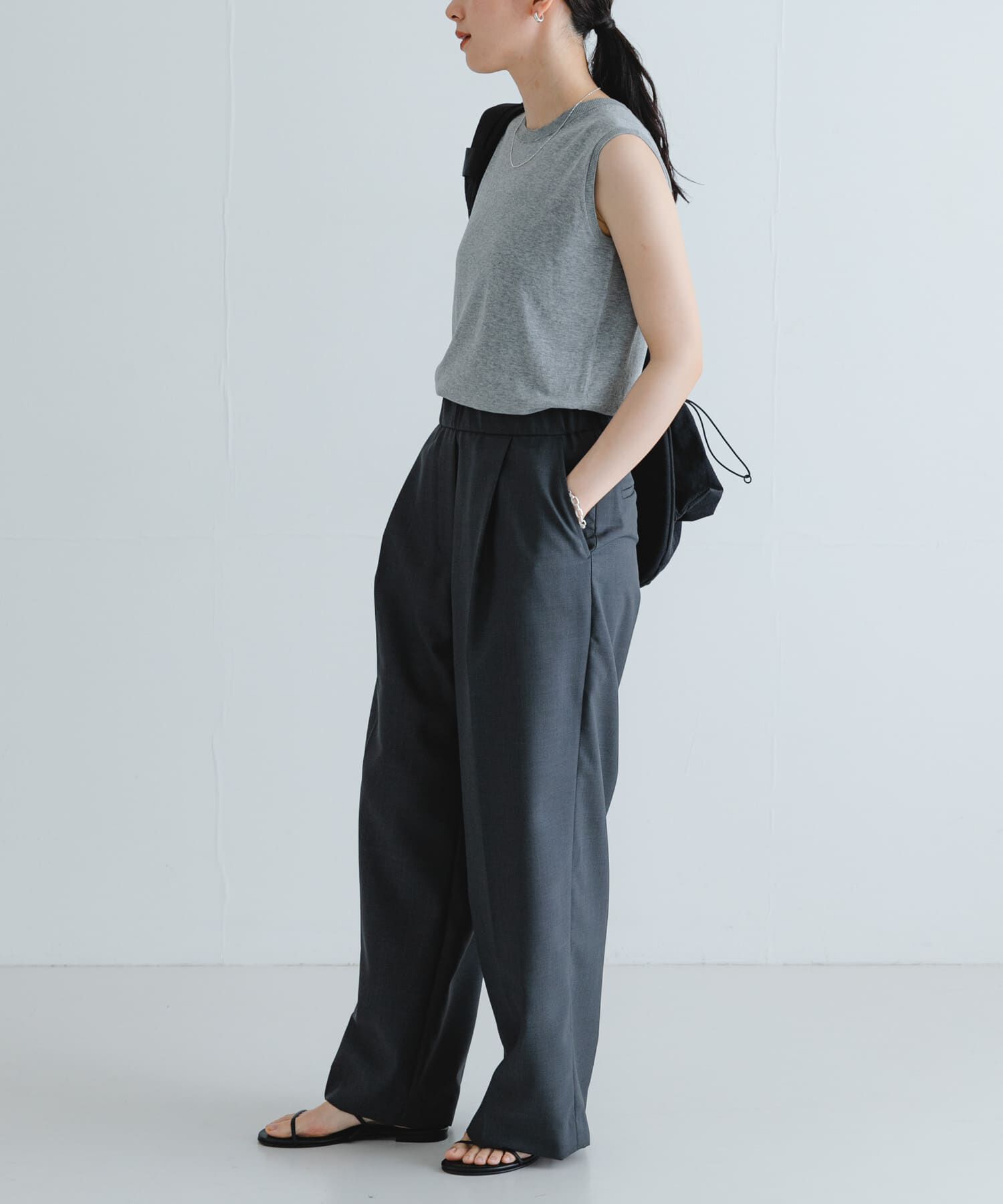 URBAN RESEARCH「UVカット加工ノースリーブニット」|タンクトップ|