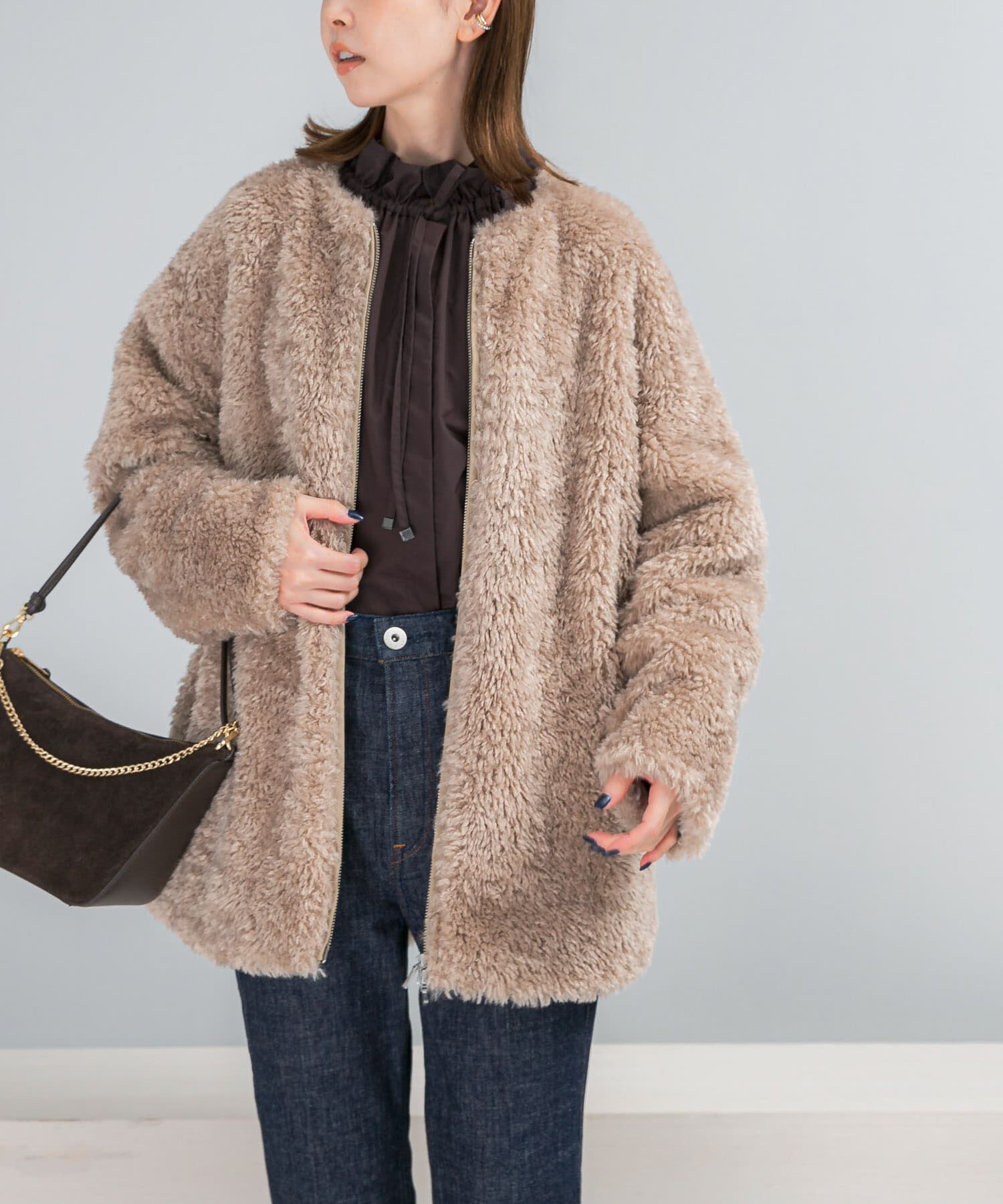 URBAN RESEARCH ROSSO「『WEB/一部店舗限定』ノーカラーファーボアZIPブルゾン」|ノーカラージャケット|