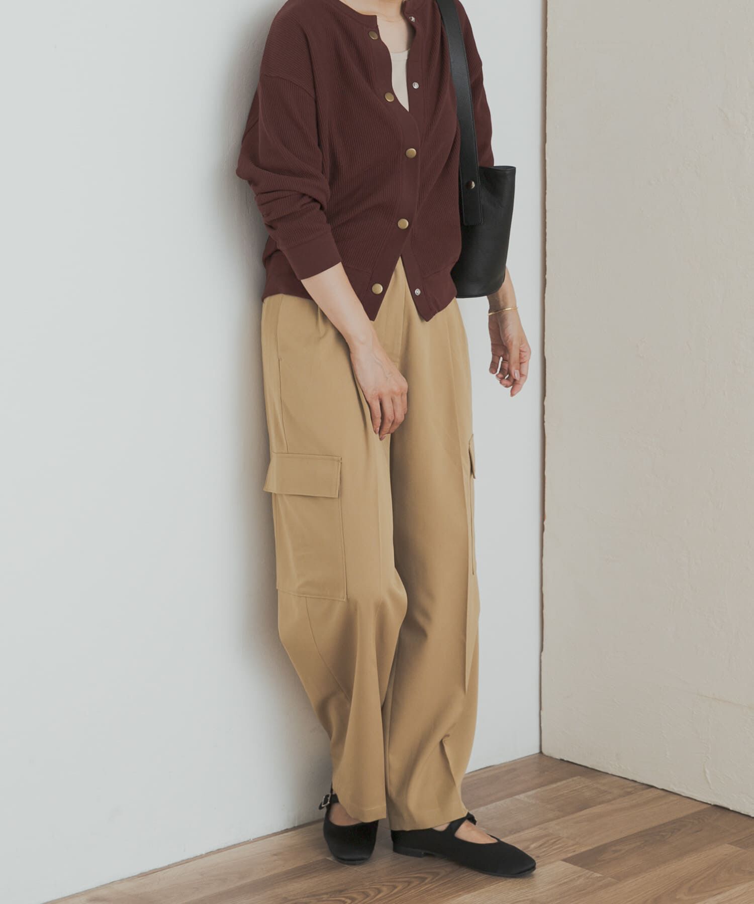 URBAN RESEARCH DOORS「センタープレスカーゴパンツ」|その他|ベージュ