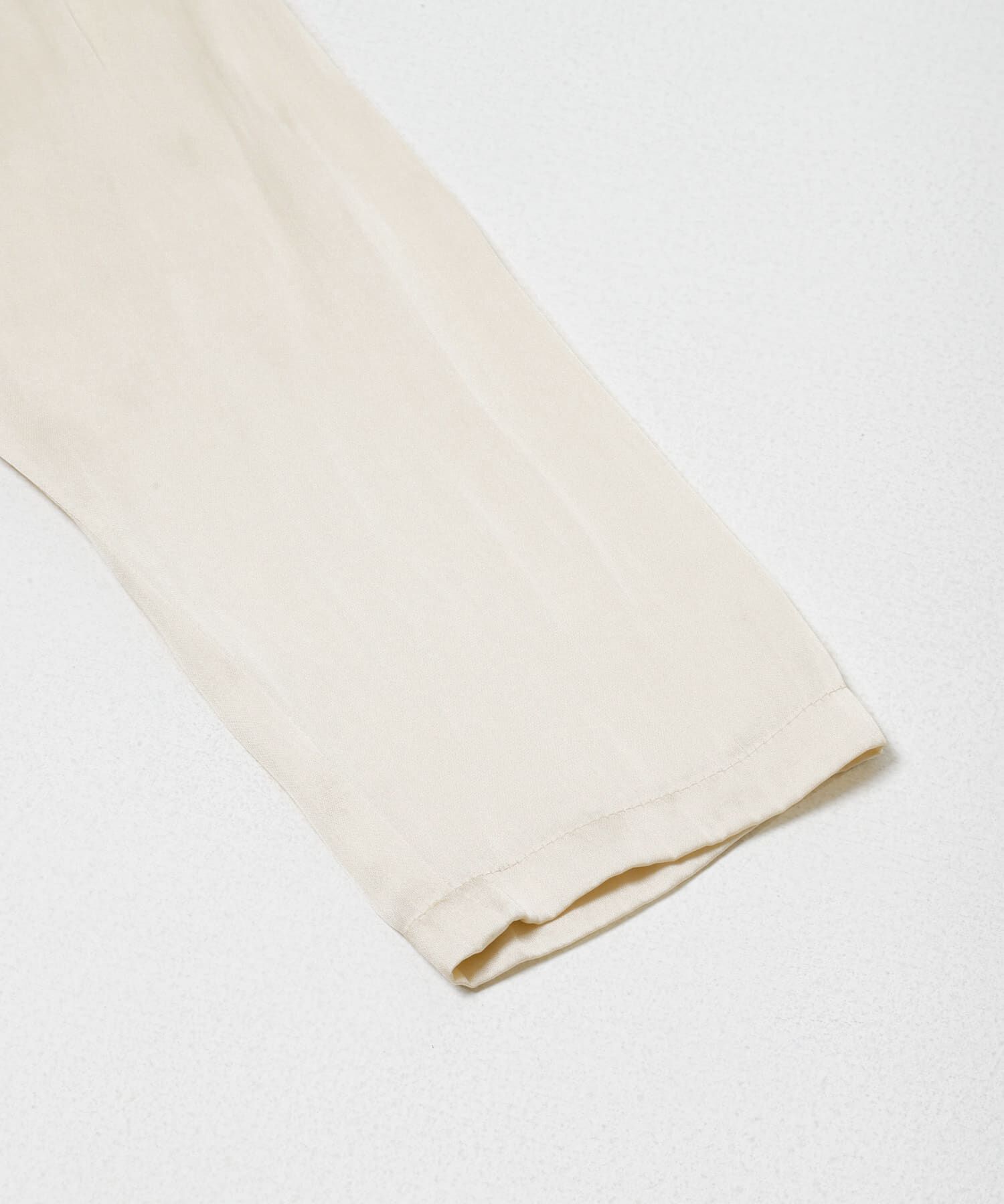 URBAN RESEARCH「ヴィンテージサテンブラウス」|シャツ・ブラウス|