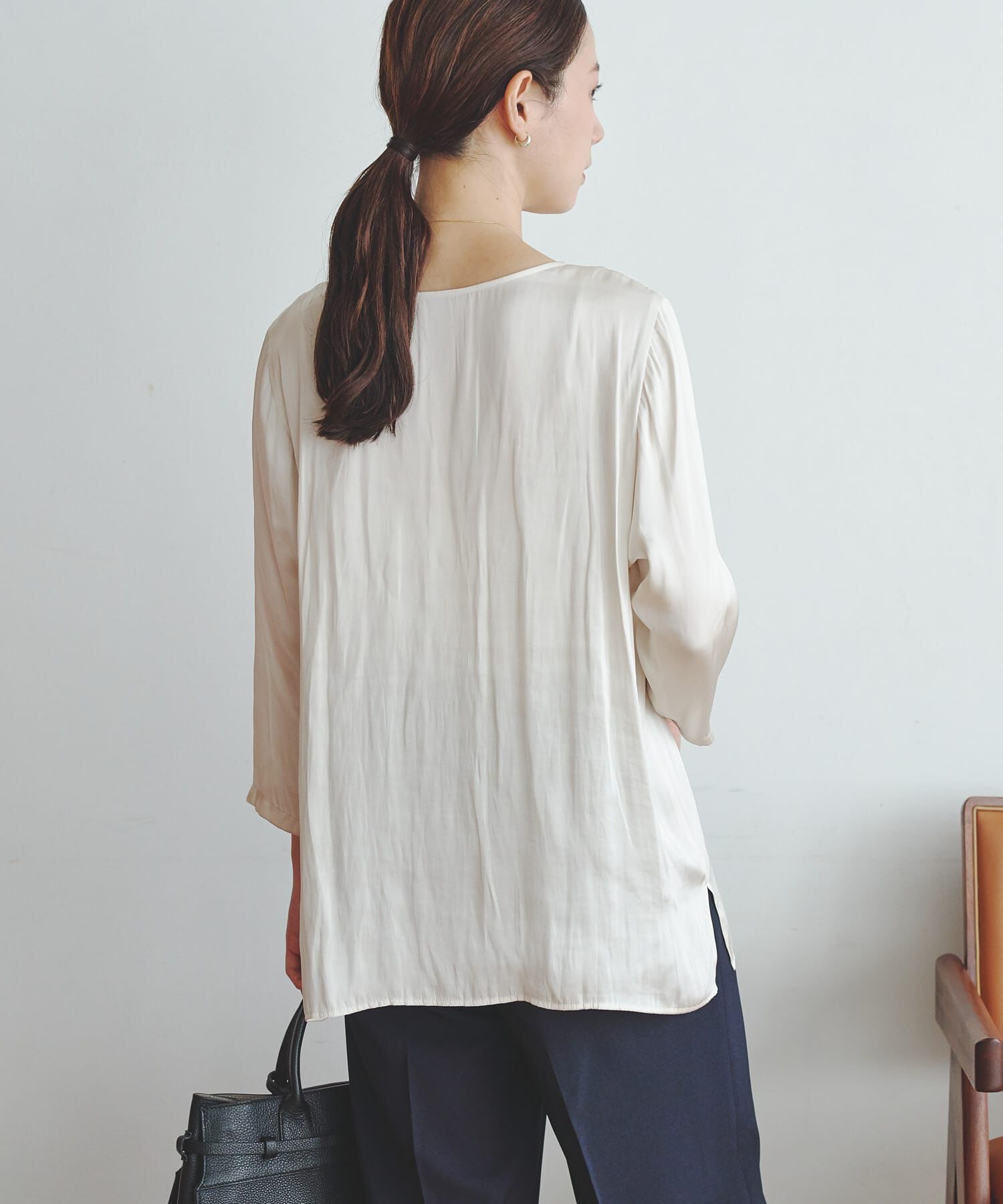 URBAN RESEARCH「ヴィンテージサテンブラウス」|シャツ・ブラウス|