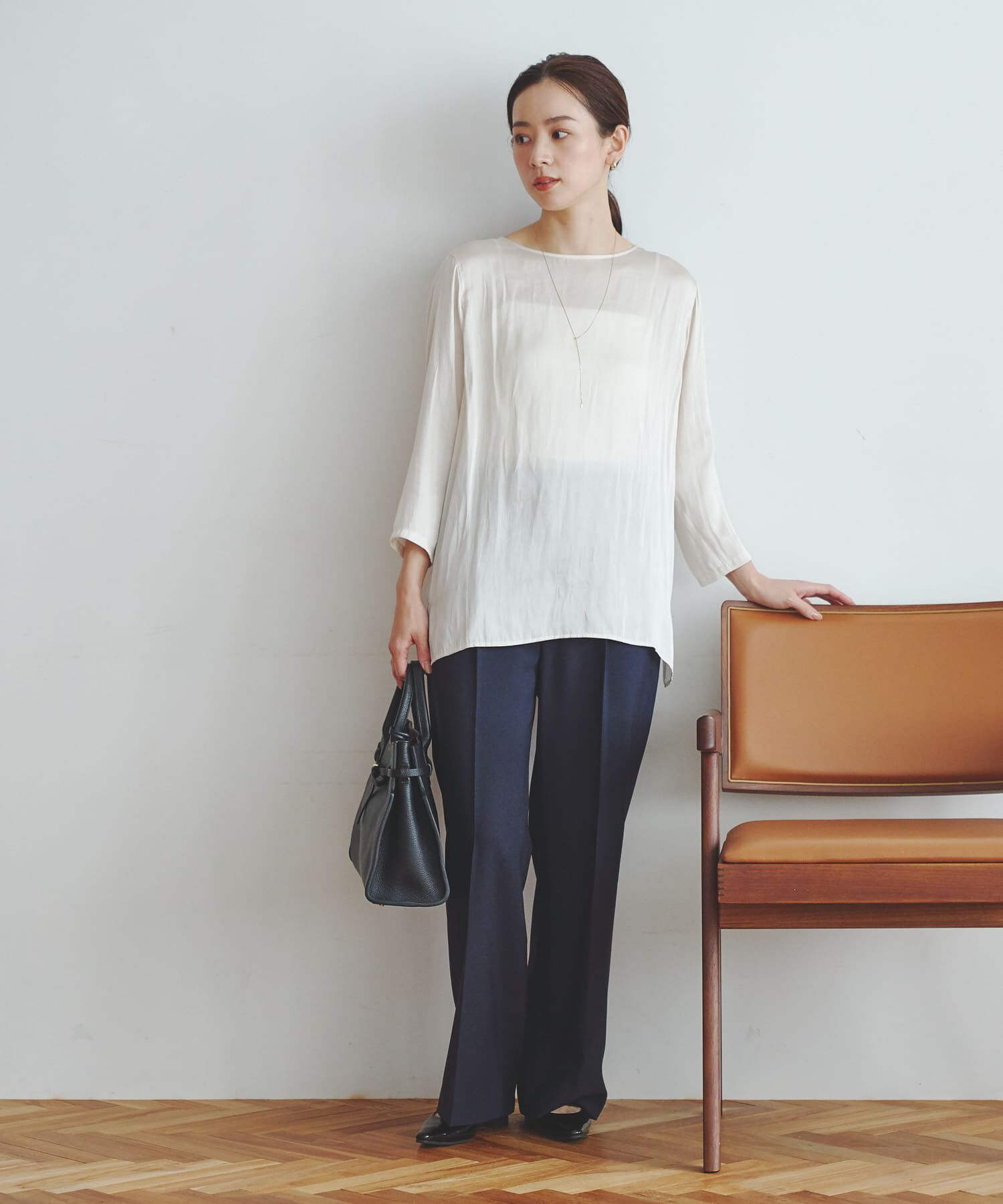 URBAN RESEARCH「ヴィンテージサテンブラウス」|シャツ・ブラウス|