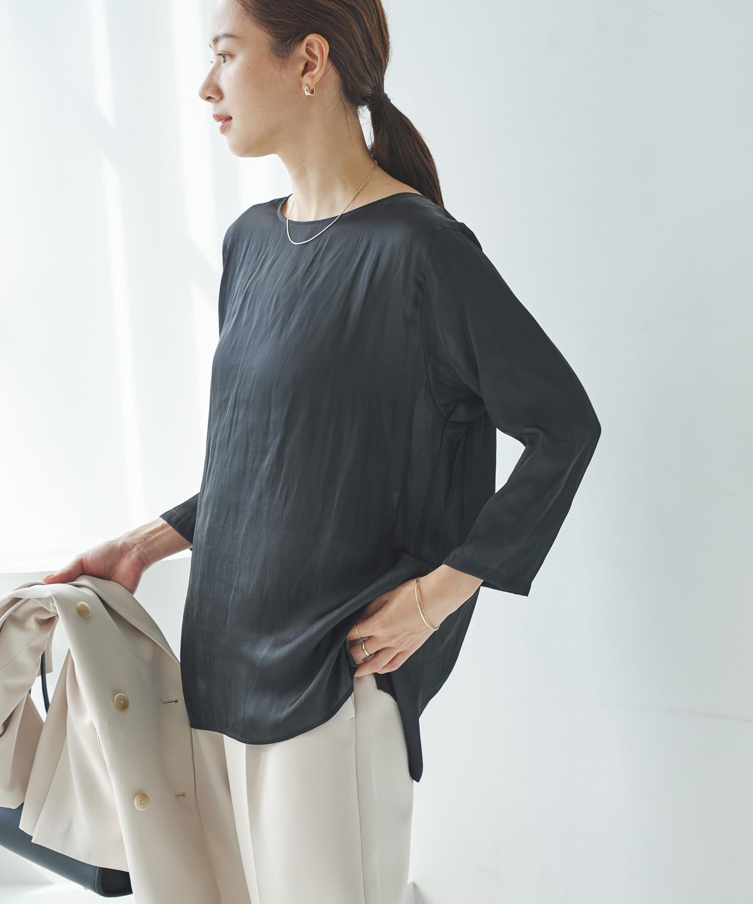 URBAN RESEARCH「ヴィンテージサテンブラウス」|シャツ・ブラウス|