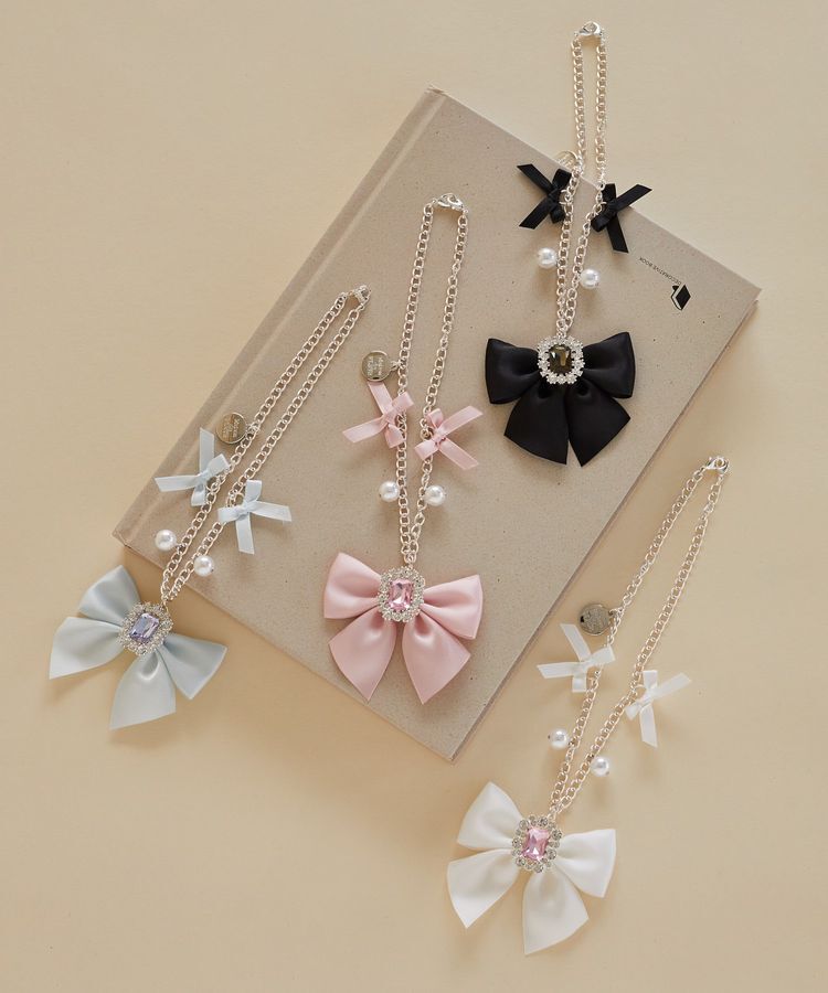 Maison de FLEUR「ビジューリボンパールバッグチャーム」|その他|