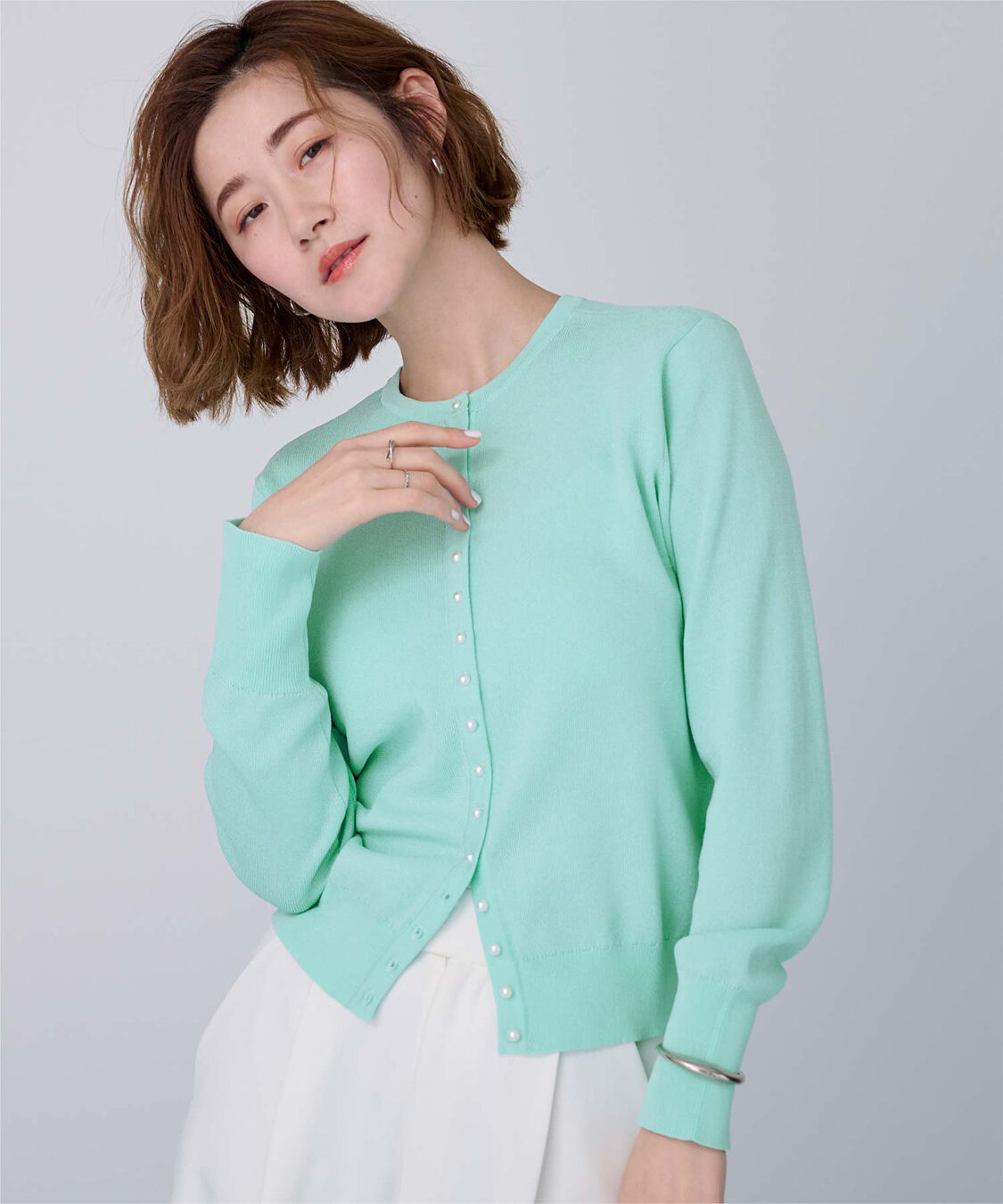 ur's「2wayパール釦ニットカーディガン」|ニット・セーター|