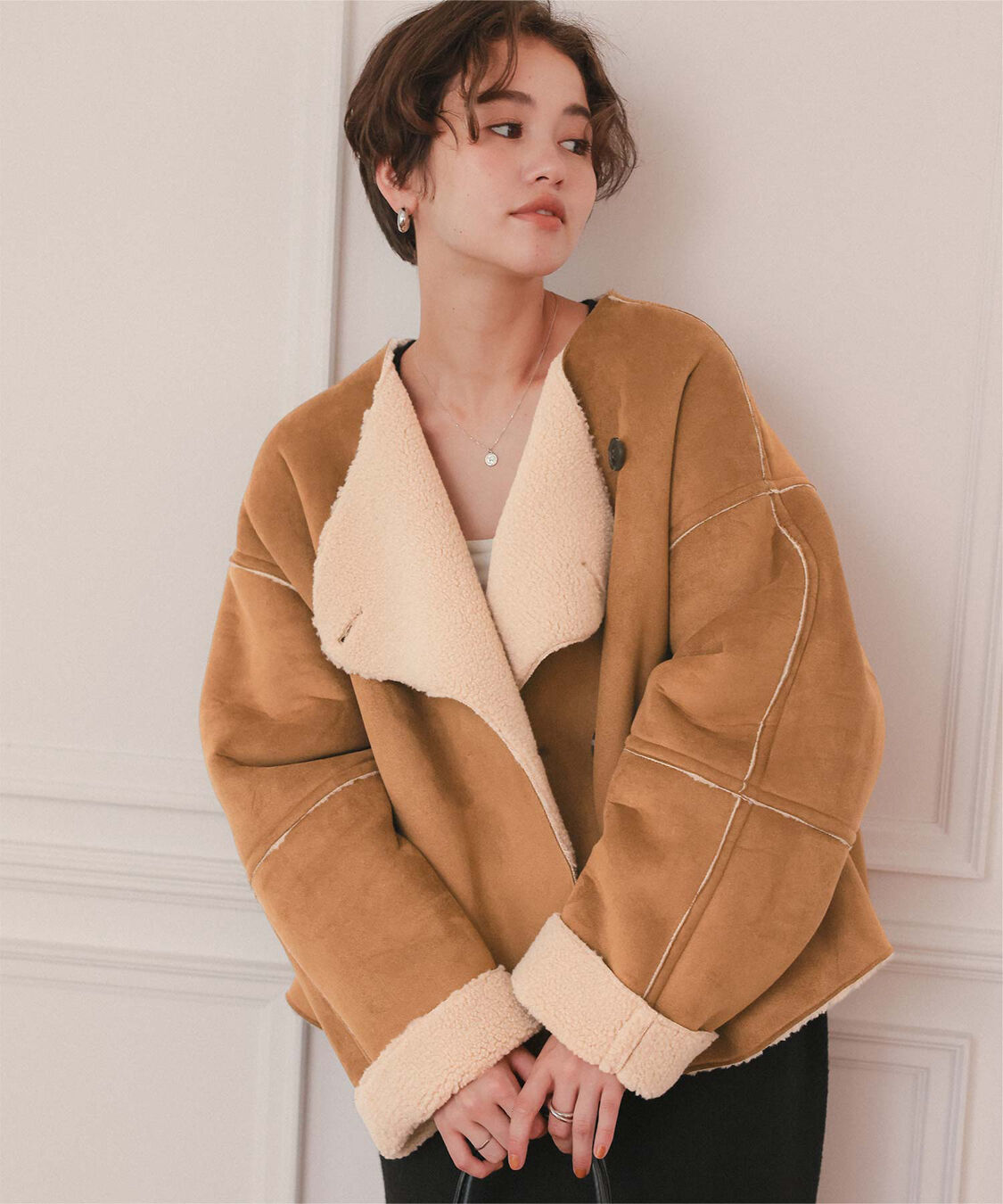 titivate「フェイクムートンノーカラージャケット」|ノーカラーコート|