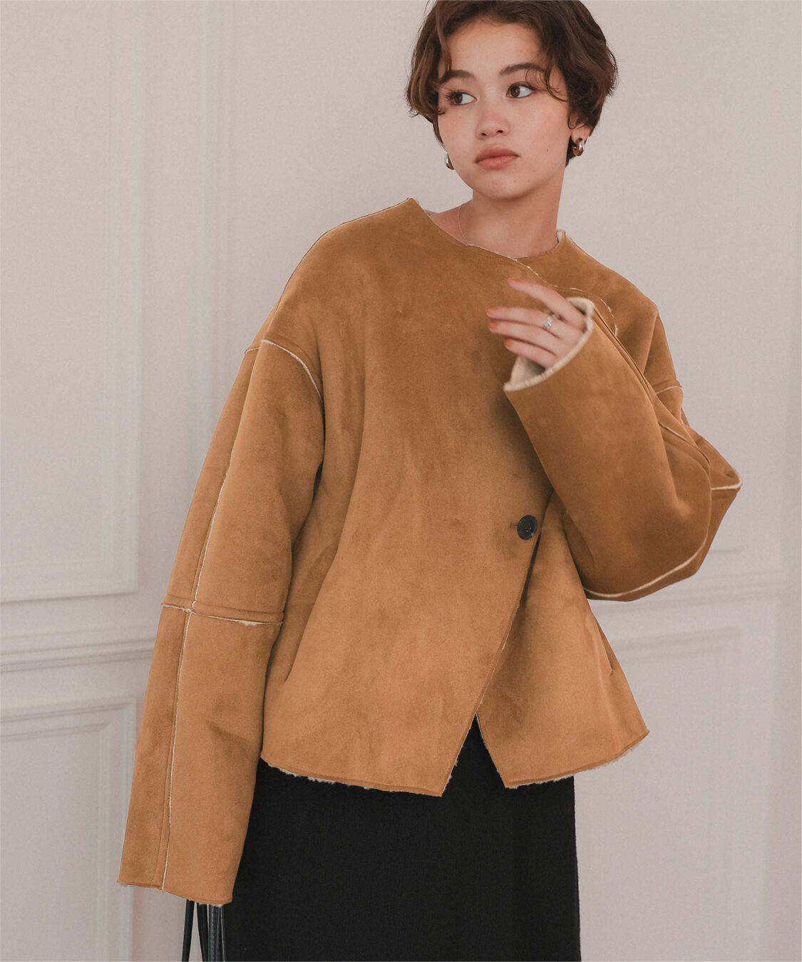 titivate「フェイクムートンノーカラージャケット」|ノーカラーコート|