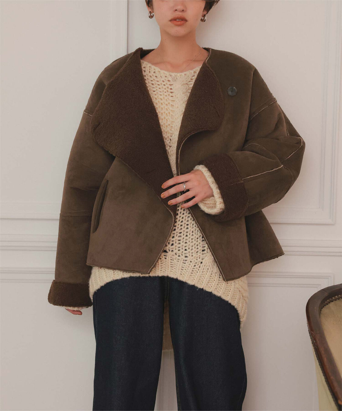 titivate「フェイクムートンノーカラージャケット」|ノーカラーコート|