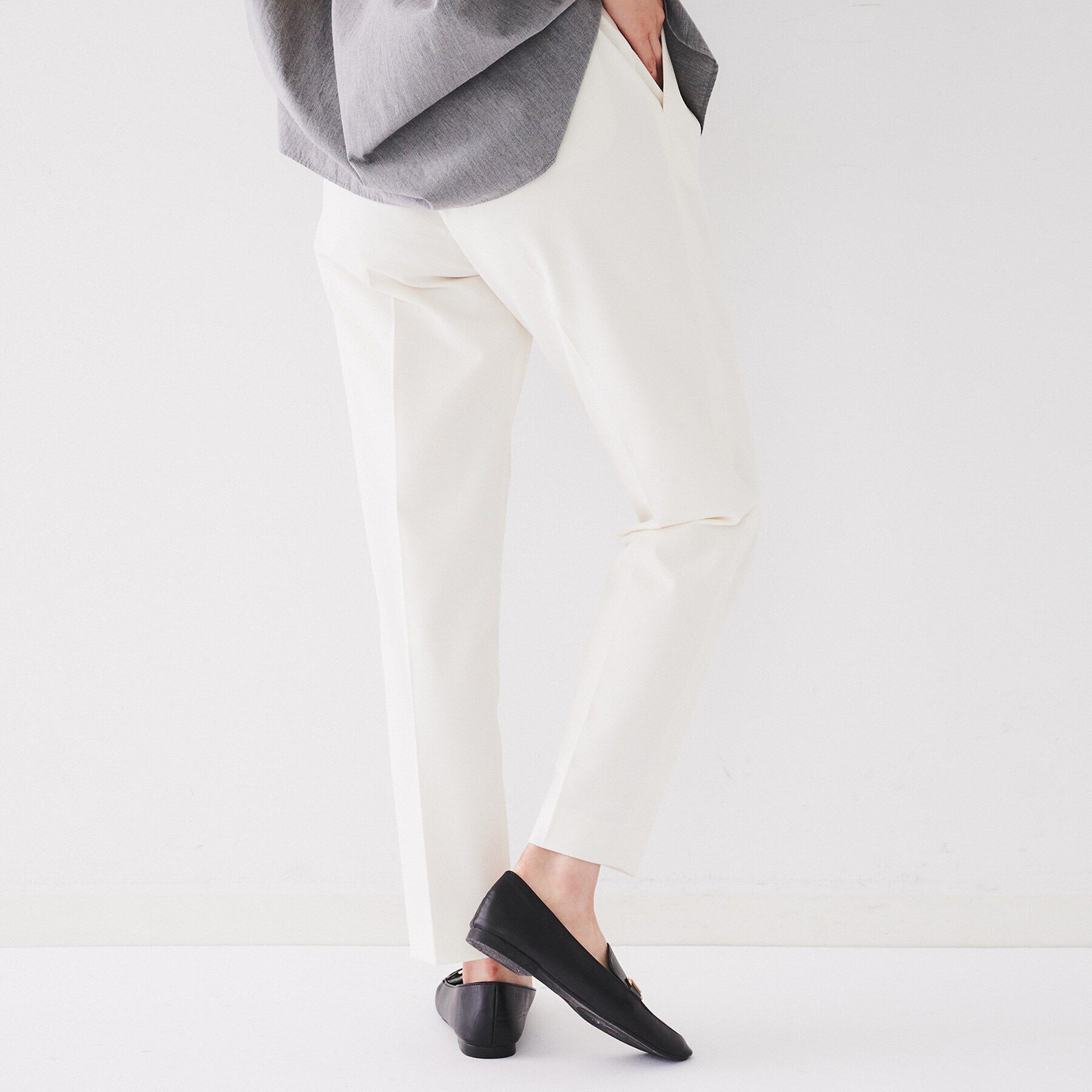 UNTITLED「【ストレッチ/後ろウエストゴム】タックテーパードパンツ」|その他|