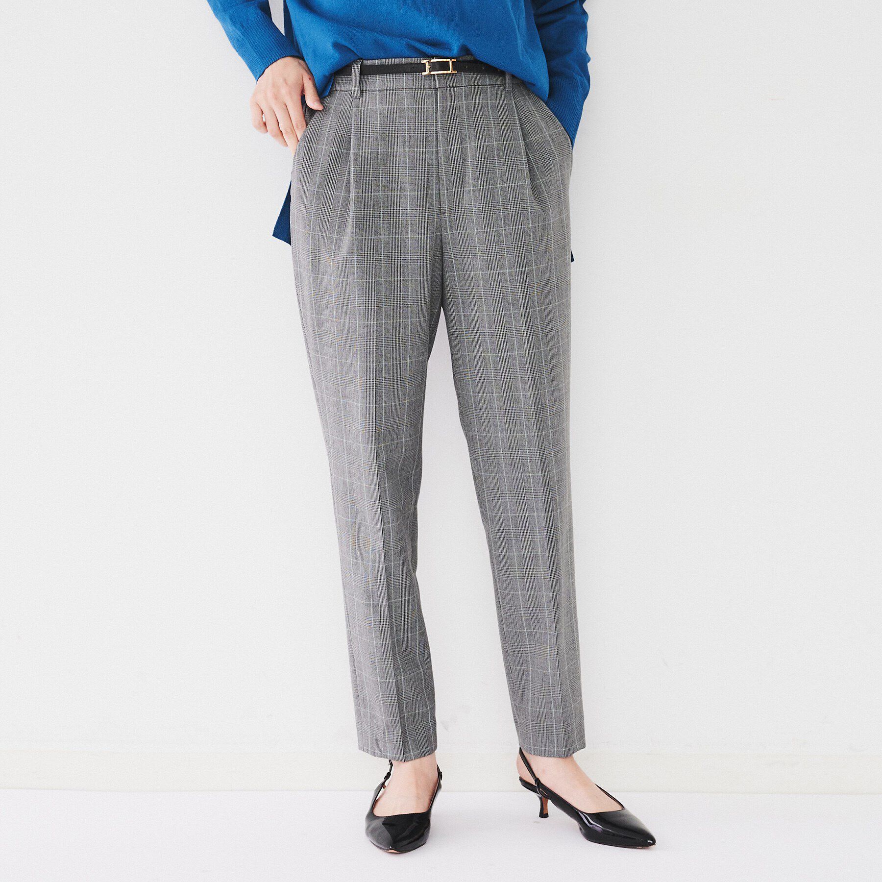 UNTITLED「【ストレッチ/後ろウエストゴム】タックテーパードパンツ」|その他|グレー(212)