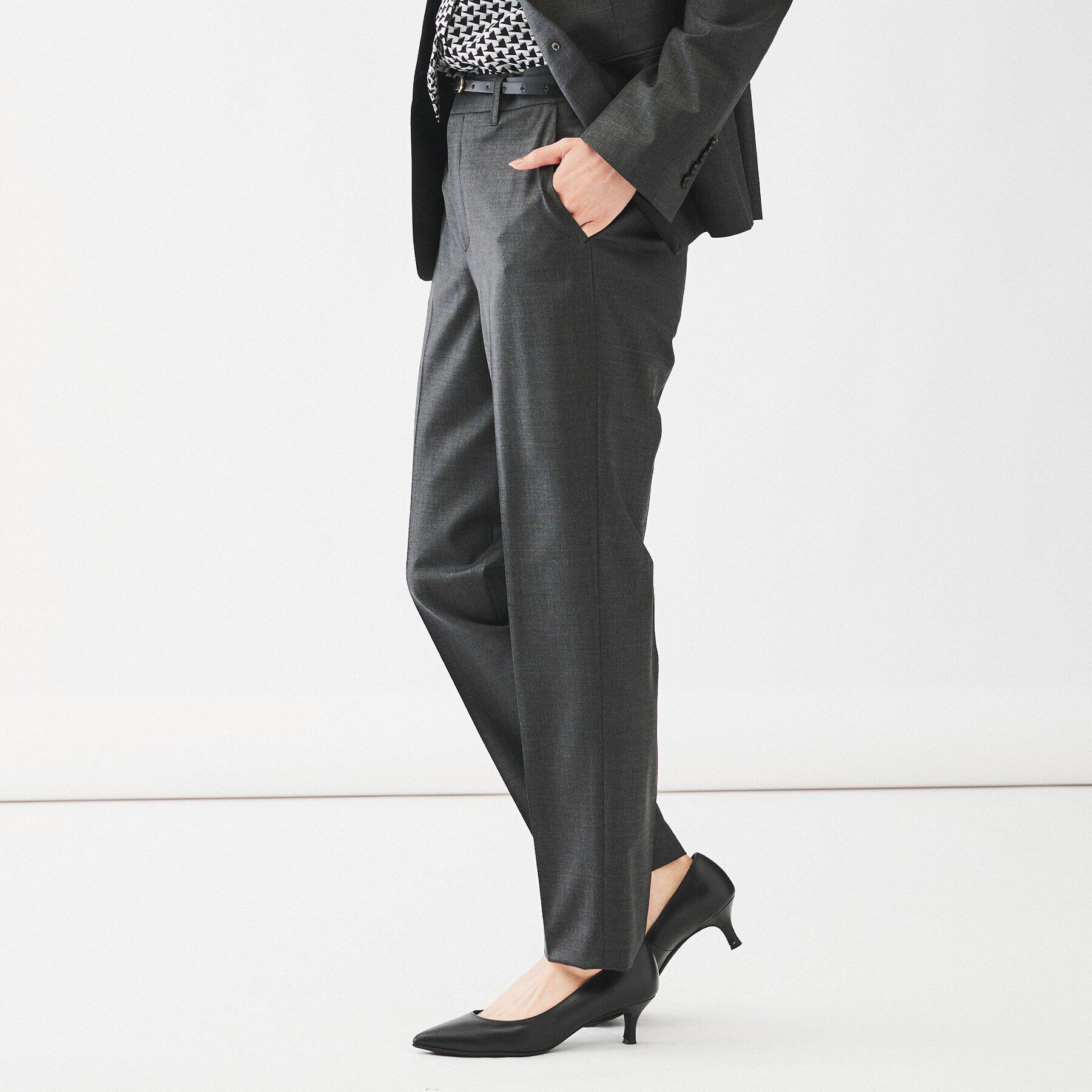 UNTITLED「【通勤スーツ/日本製】ウーステッド テーパードパンツ」|その他|