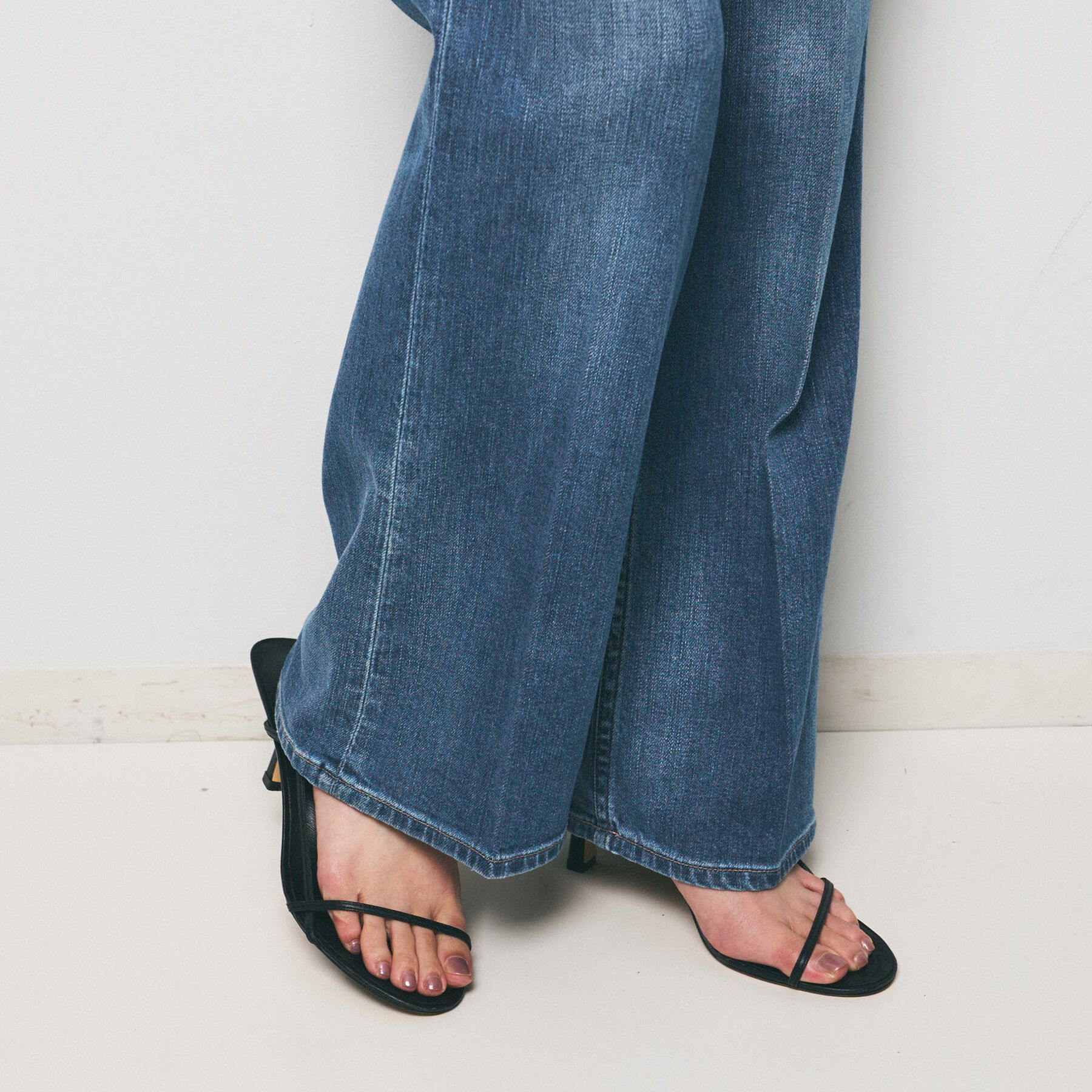 UNTITLED「【 Healthy DENIM 】Louts フレアーデニム」|デニム|