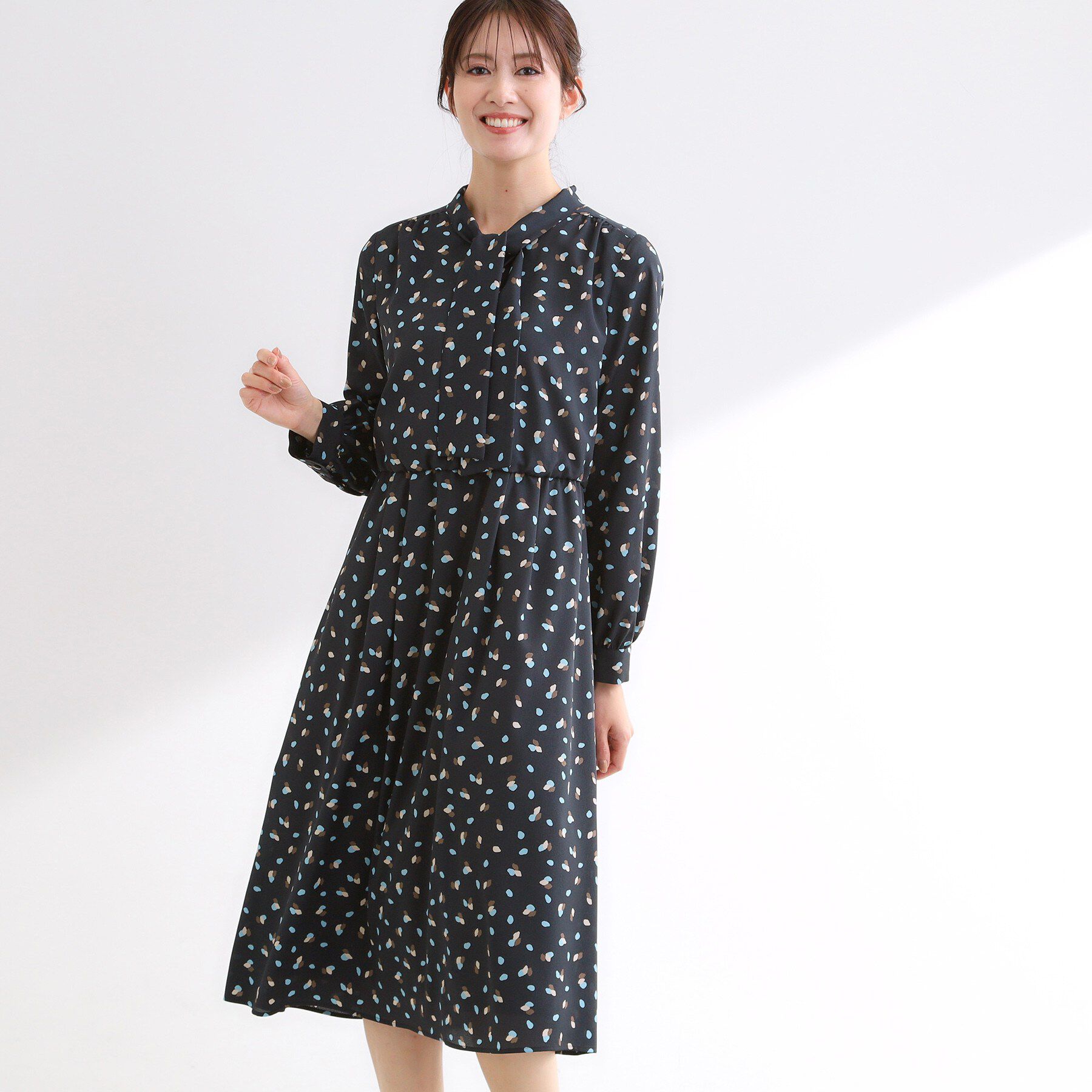 Reflect「【通勤・おでかけにおすすめ◎】フラワープリントボウタイワンピース」|ワンピース|