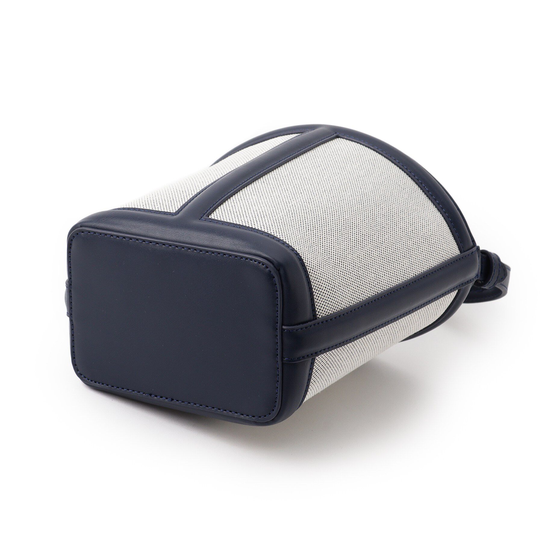 Reflect「【ショルダー付き】バケット型ワンショルダーバッグ」|ショルダー・メッセンジャー|