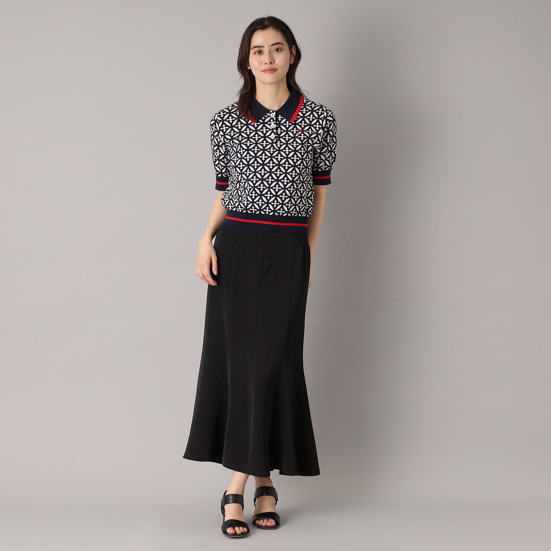 DRESSTERIOR「【大人百花春号掲載 モデル美香さん着用】オーバーラップサークルジャカードポロニット」|ニット・セーター|