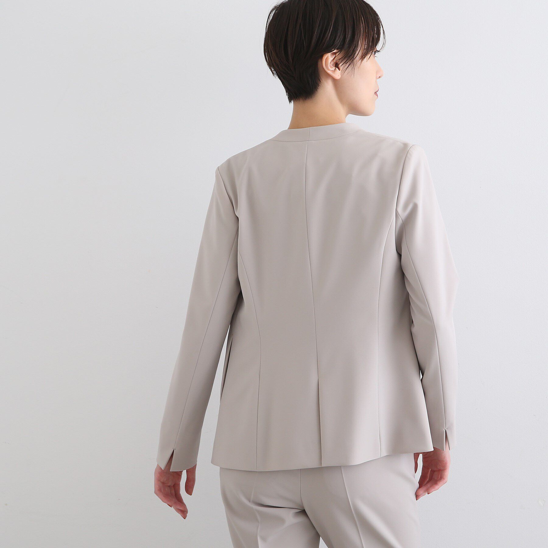 INDIVI「【洗える/UVケア/エコ/日本製】ストレッチノーカラージャケット」|スーツ|