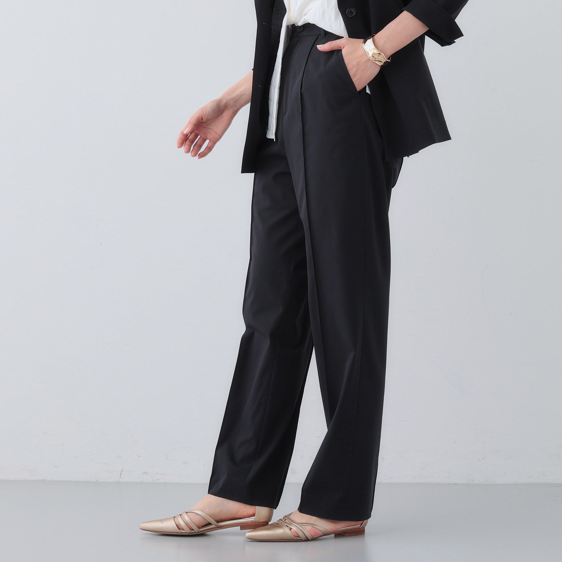 INDIVI「【日本製／SETUP可能】コットン混ゆったりめテーパードパンツ」|スーツ|