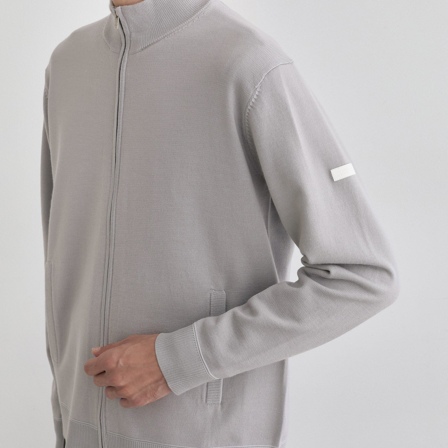 TAKEO KIKUCHI「アンチピリング ジップアップ ニット」|ニット・セーター|