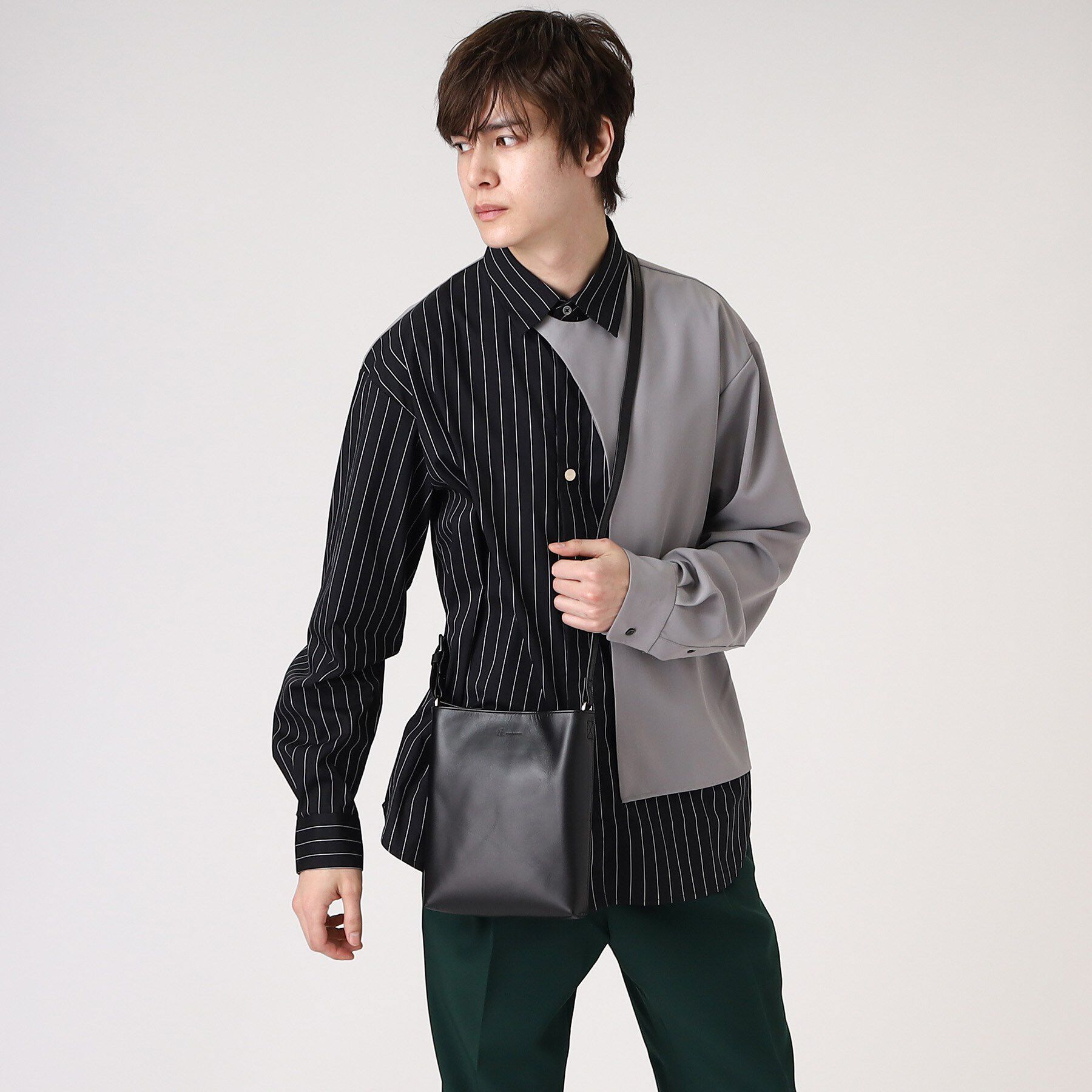 tk.TAKEO KIKUCHI「【WEB限定】リアルレザーショルダーポーチ」|ショルダー・メッセンジャー|