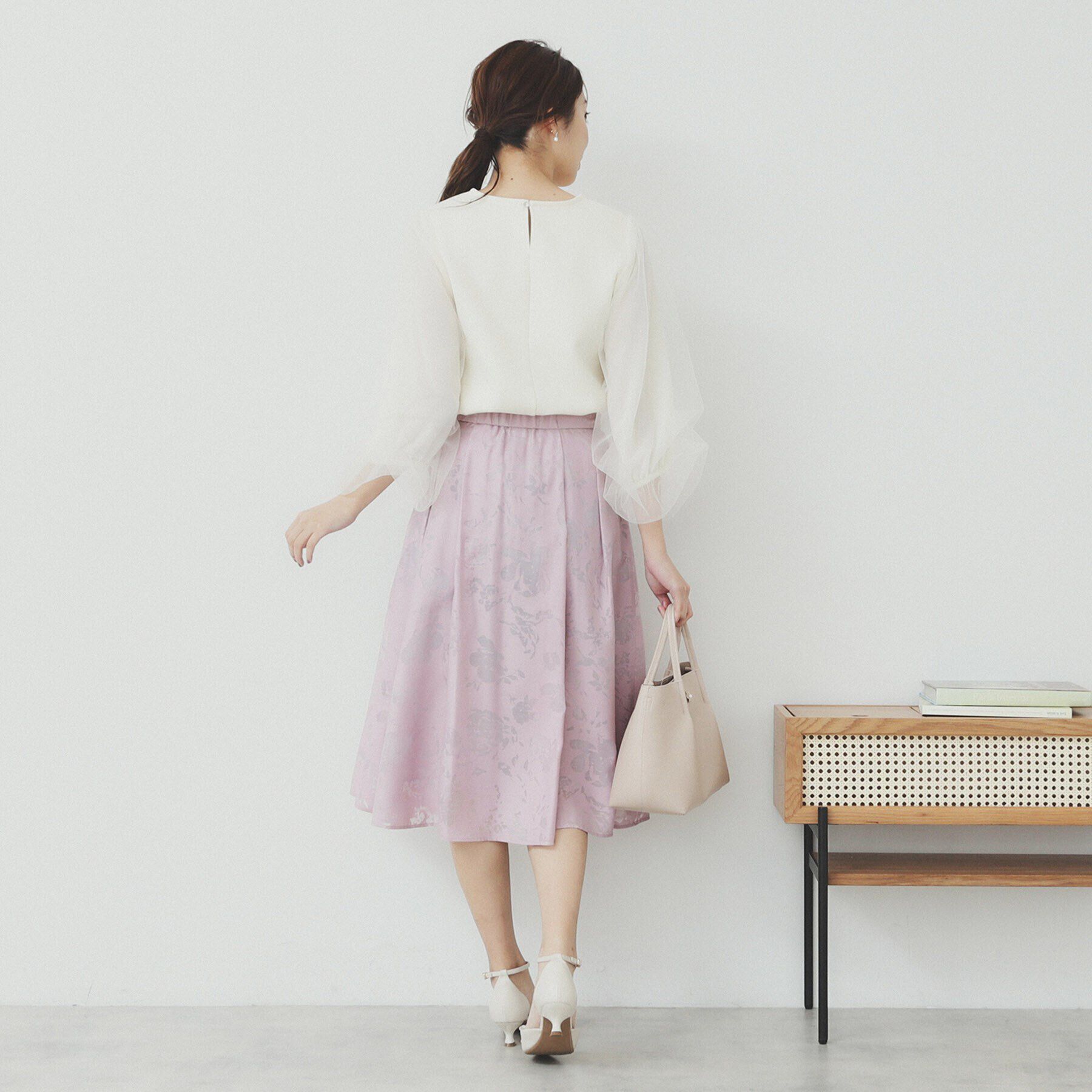 index「フラワータックフレアスカート【洗濯機洗い可】」|スカート|