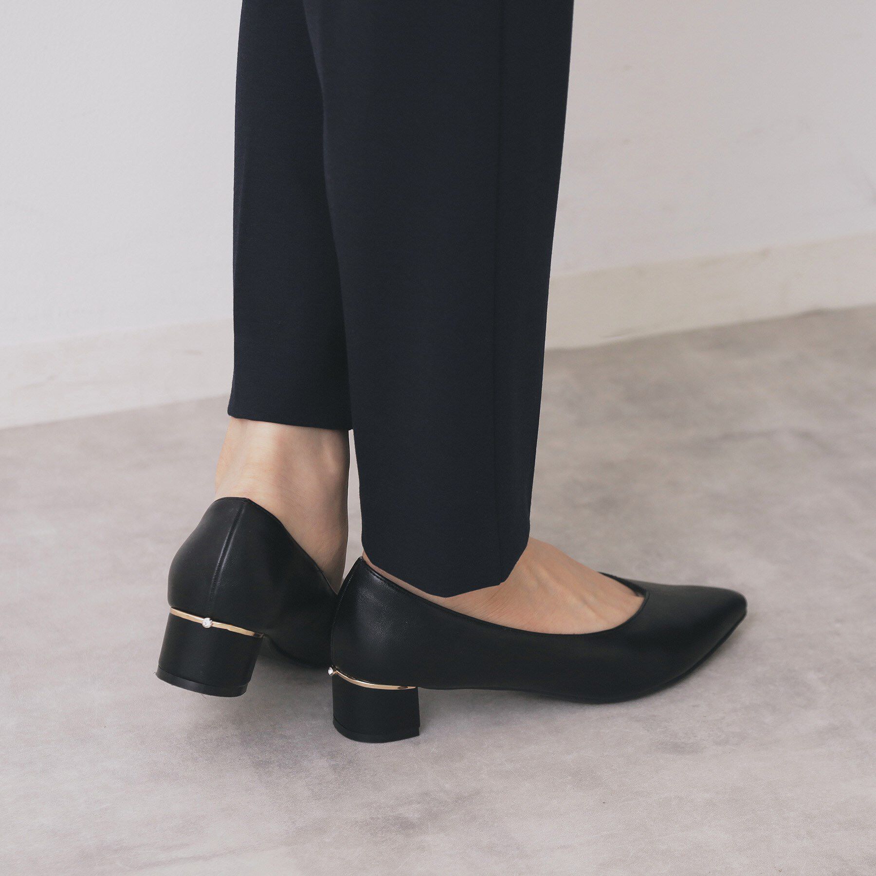 index「【抗菌防臭】ビジュー付きヒールパンプス」|パンプス|