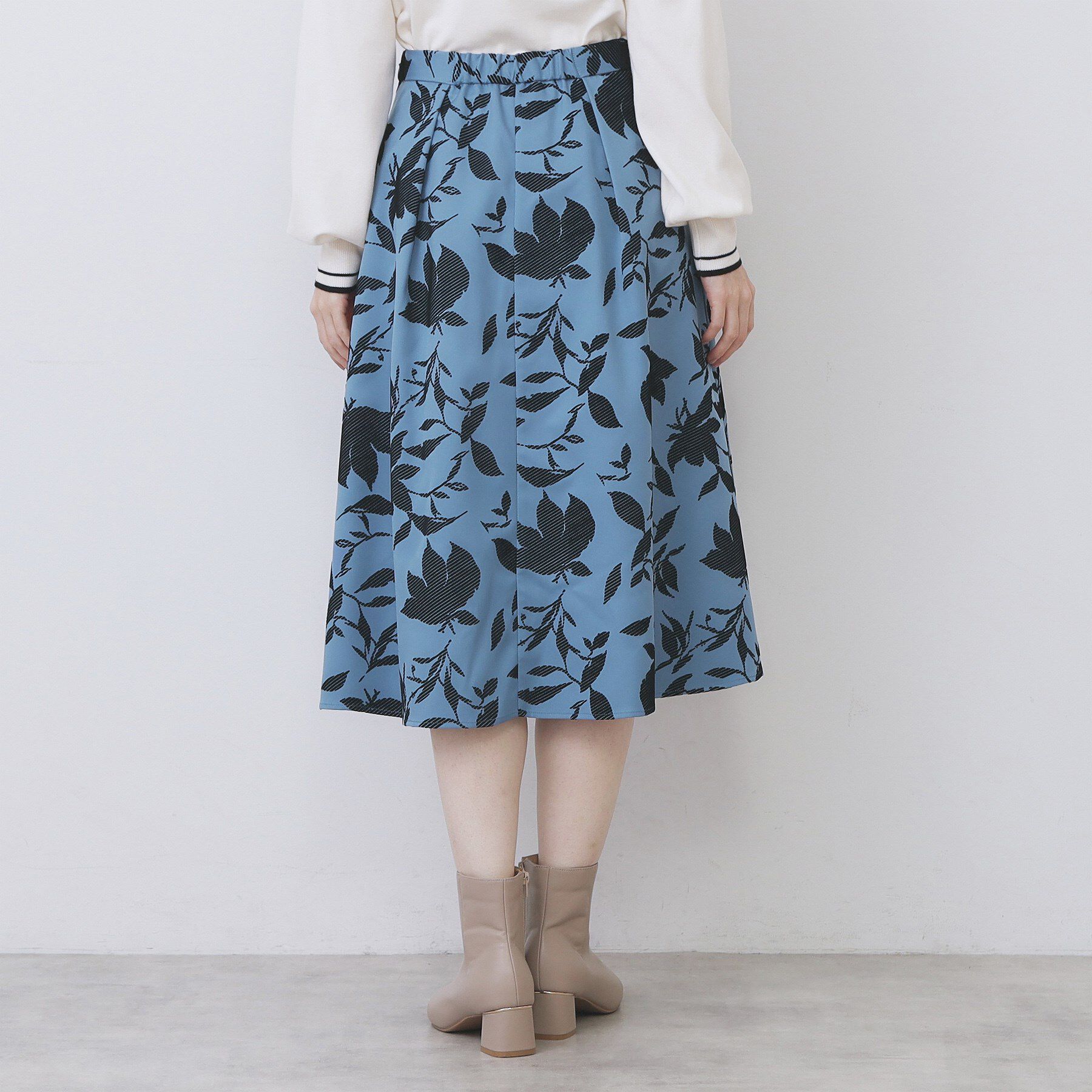 index「フラワータックフレアスカート【洗濯機OK/イージーアイロン/防シワ】」|スカート|