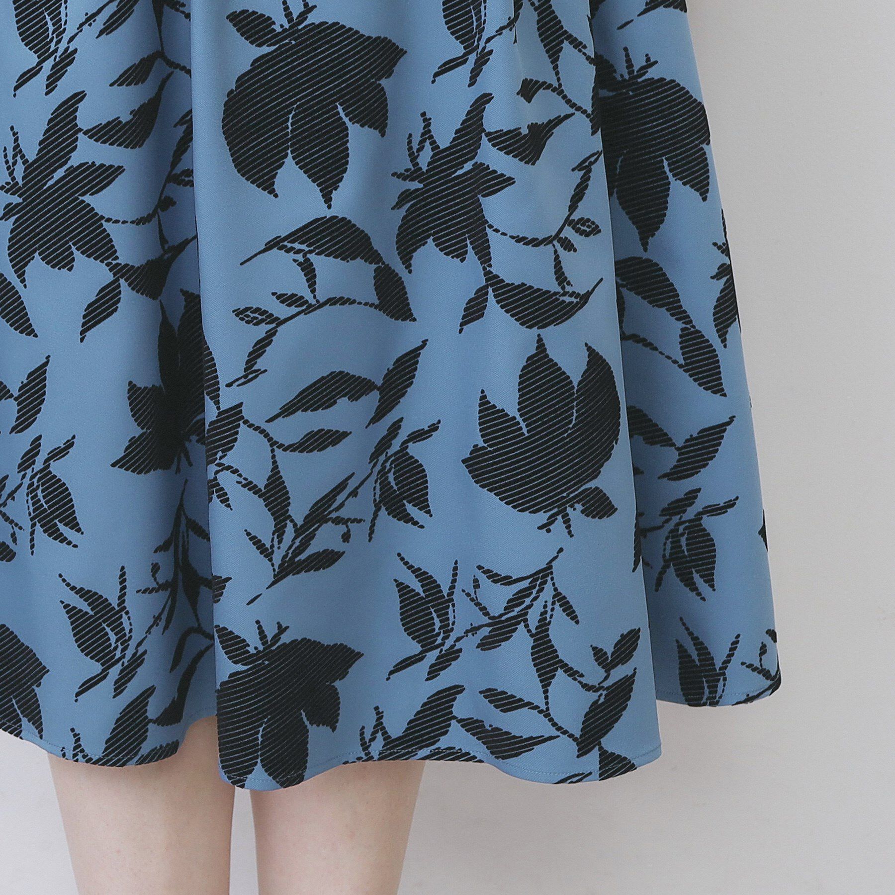 index「フラワータックフレアスカート【洗濯機OK/イージーアイロン/防シワ】」|スカート|