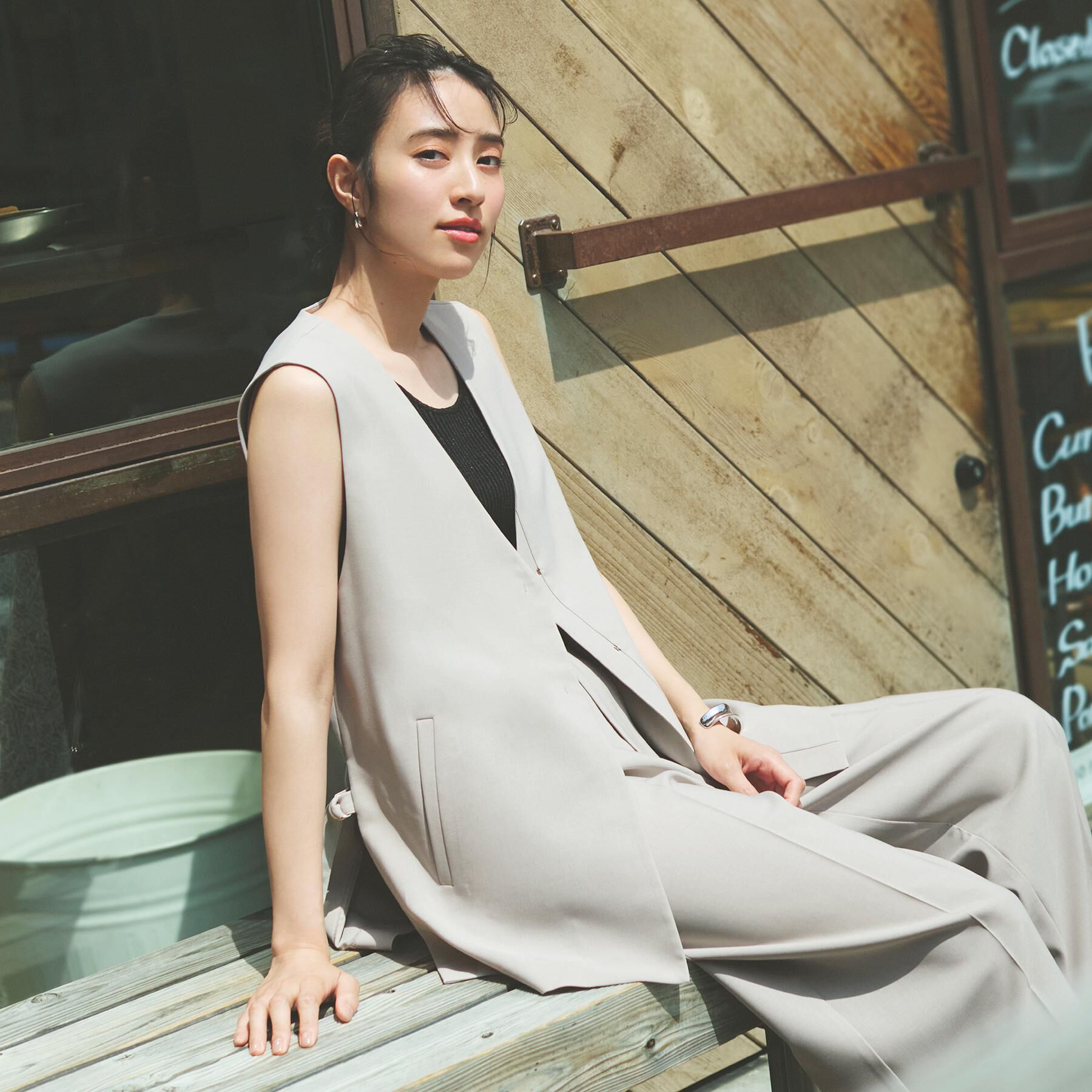 OPAQUE.CLIP「ストレッチVネックジレ/セットアップ対応【UV/接触冷感/洗濯機洗い可/抗ピル】」|ベスト・ジレ|ライトグレー(011