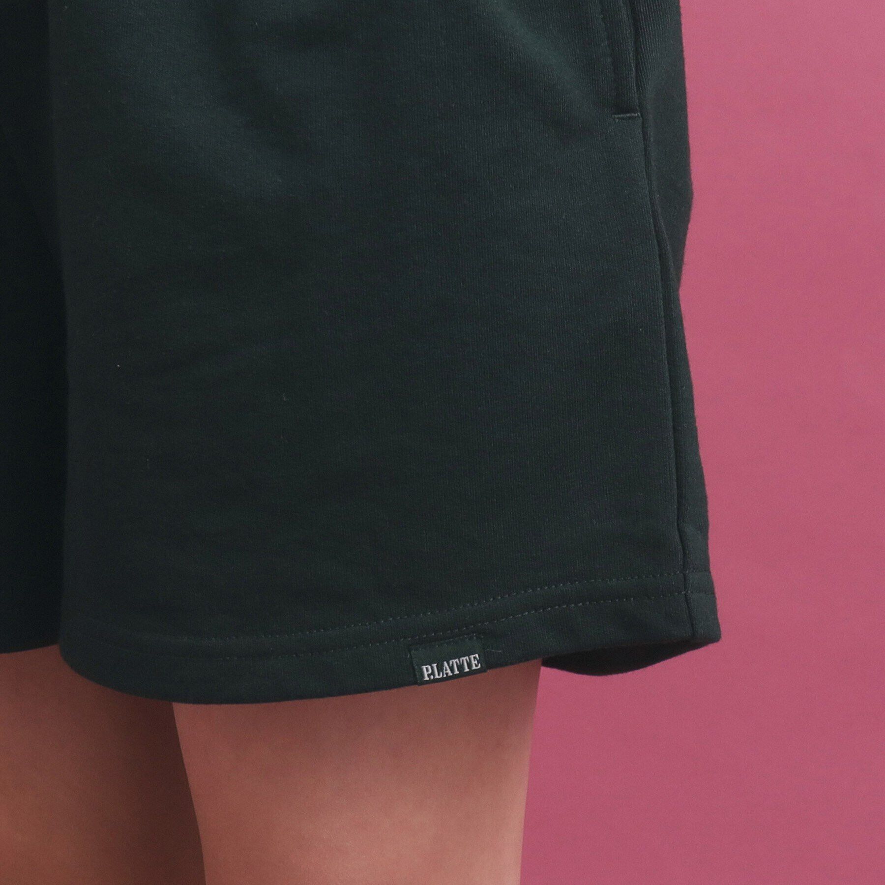 PINK-latte「【セットアップ】コットンミニ裏毛プルオーバー＆ショートパンツ」|その他|