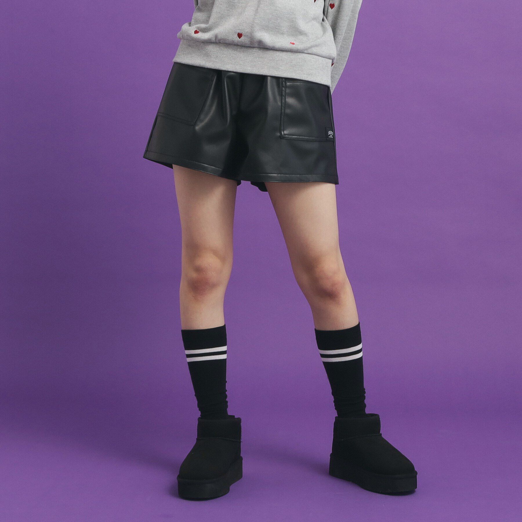 PINK-latte「合皮ショートパンツ」|キュロット|ブラック(019)