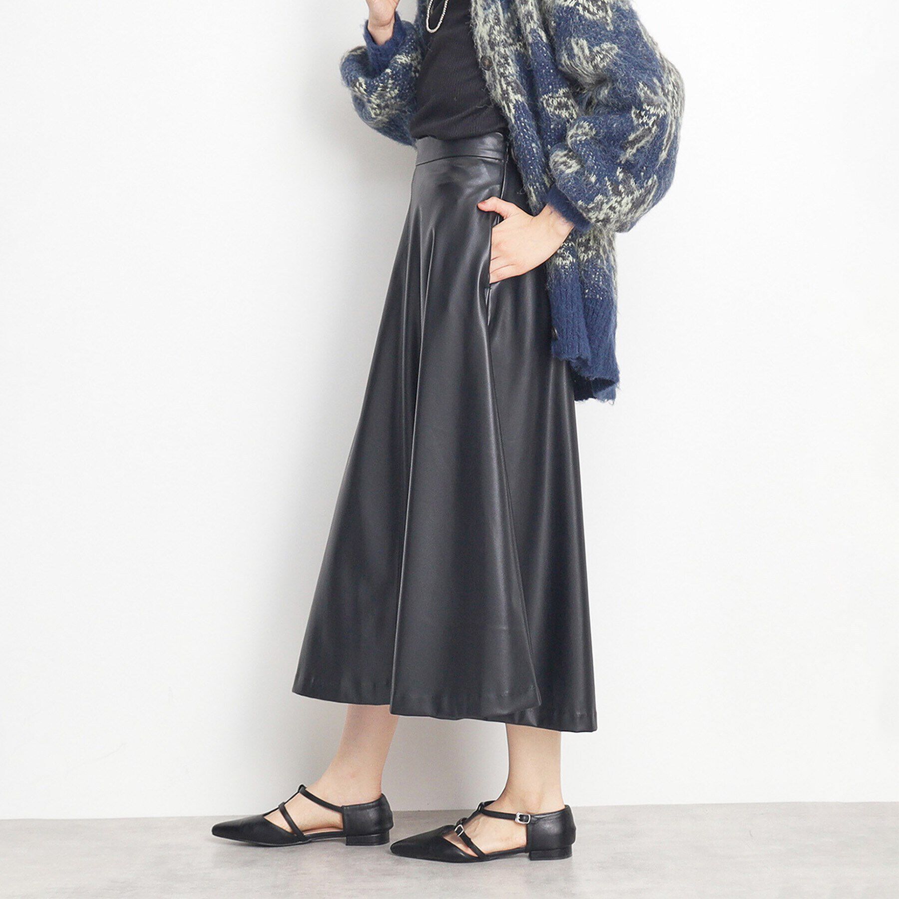 THE SHOP TK「合皮フレアスカート」|スカート|