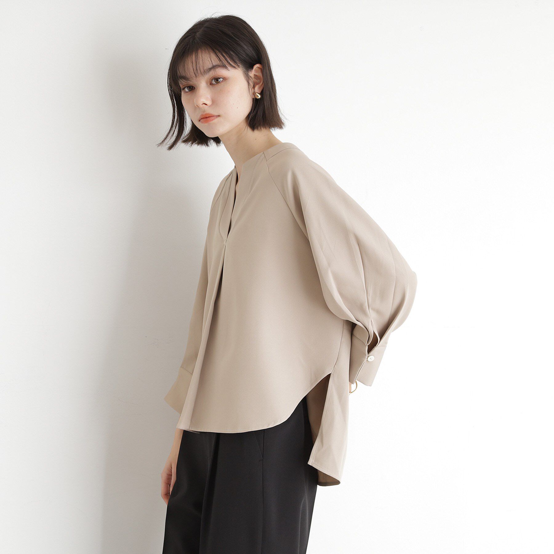 THE SHOP TK「ブラウス見えカットソー【洗える】」|シャツ・ブラウス|