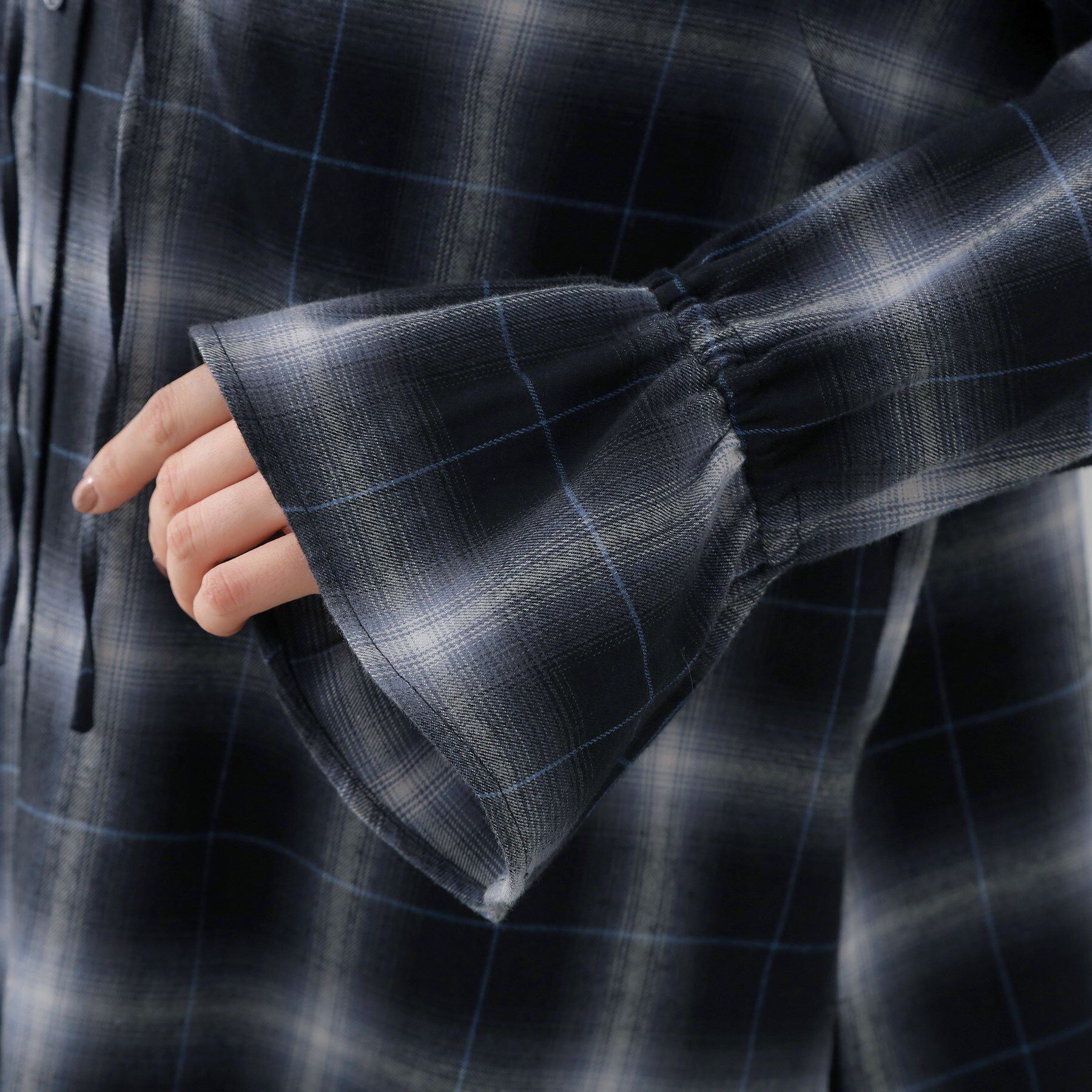 THE SHOP TK「起毛オンブレフリルブラウス」|シャツ・ブラウス|