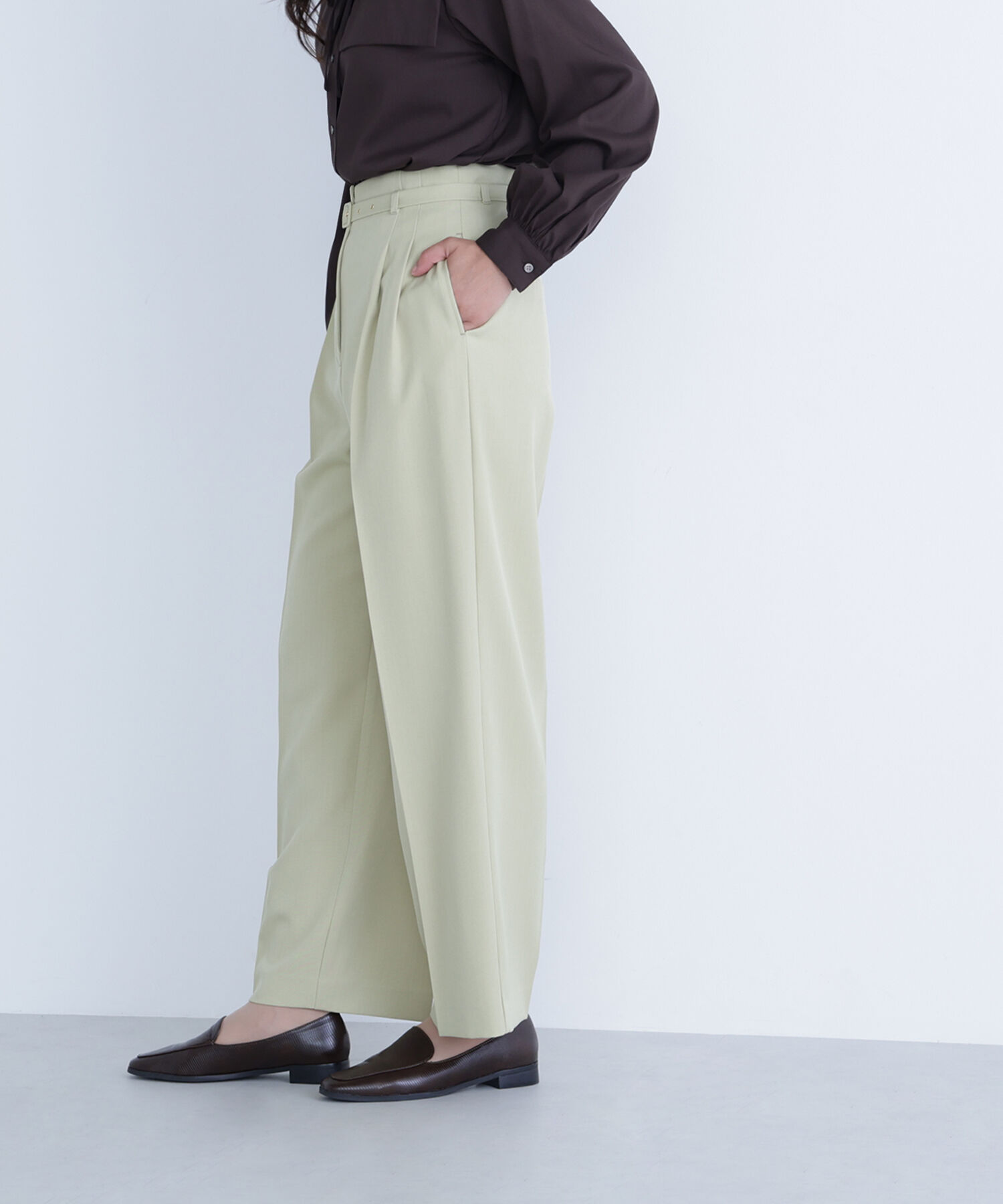  「くびれ仕込みベルテッドパンツ」|その他|