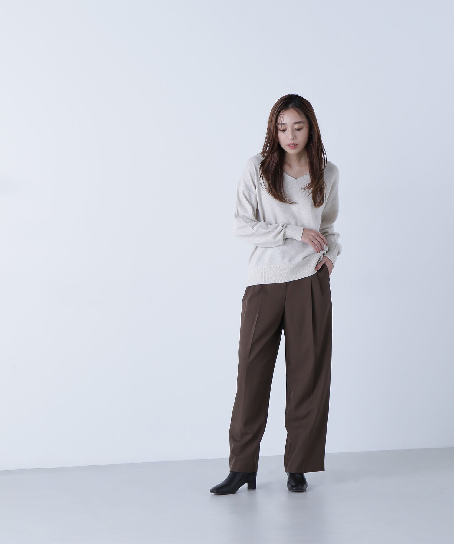  「FOX混ジェントリーシリーズ Vネックニット」|ニット・セーター|