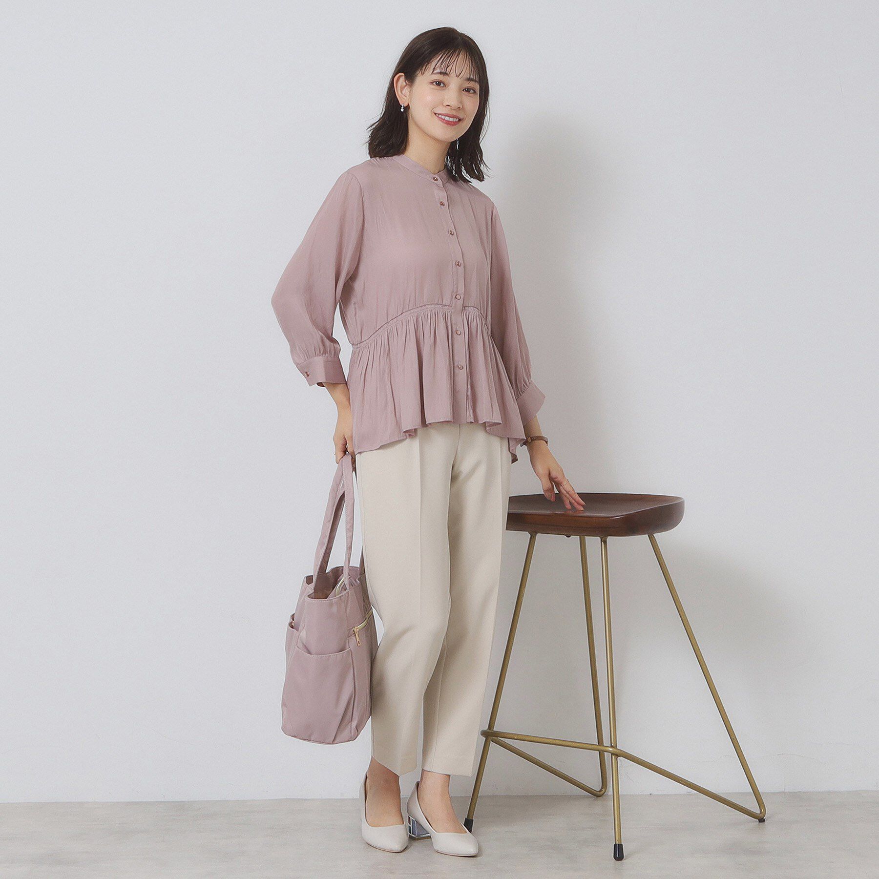 ITS&rsquo;DEMO「【手洗い可】サテンペプラムブラウス」|シャツ・ブラウス|