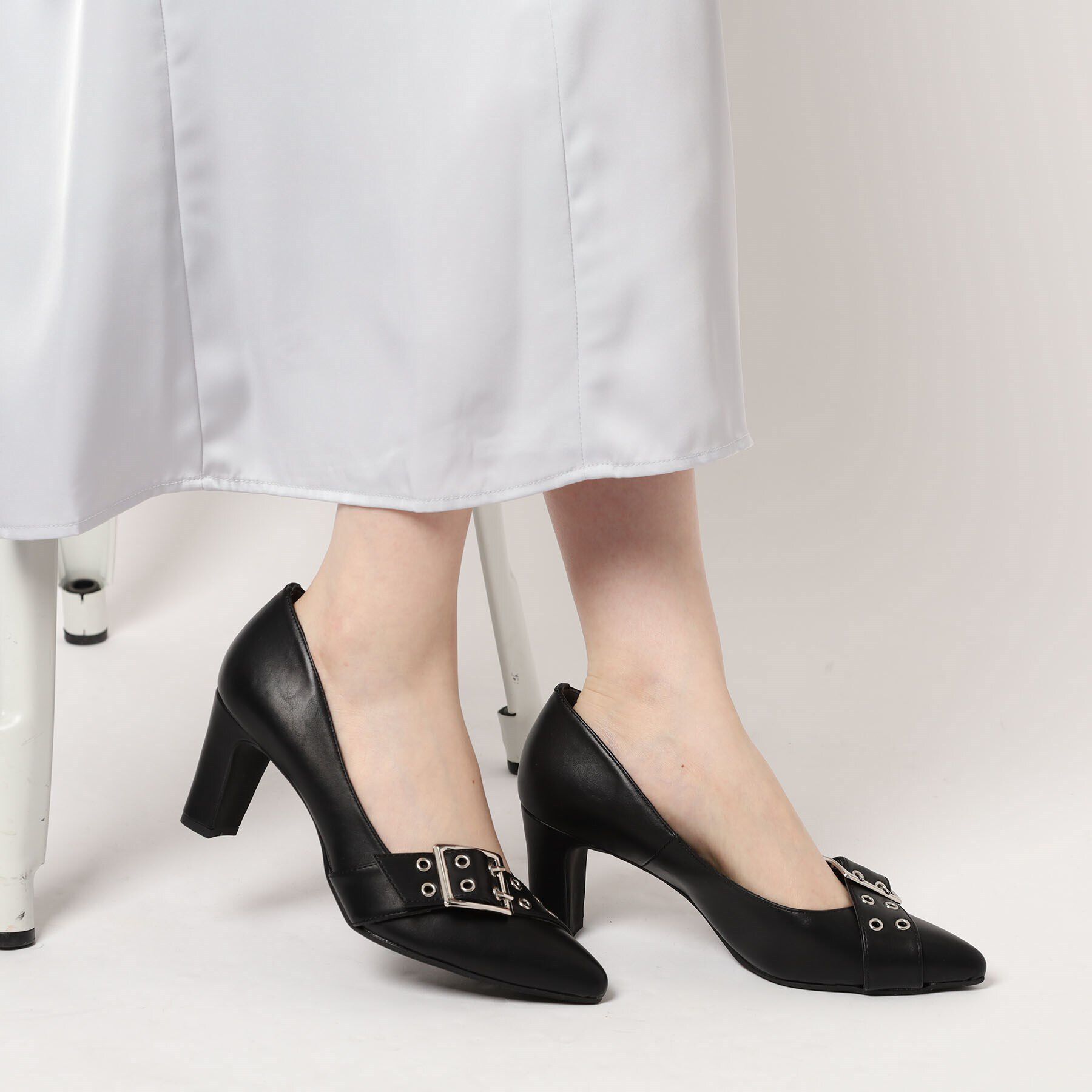 ESPERANZA「バックルベルトパンプス」|パンプス|