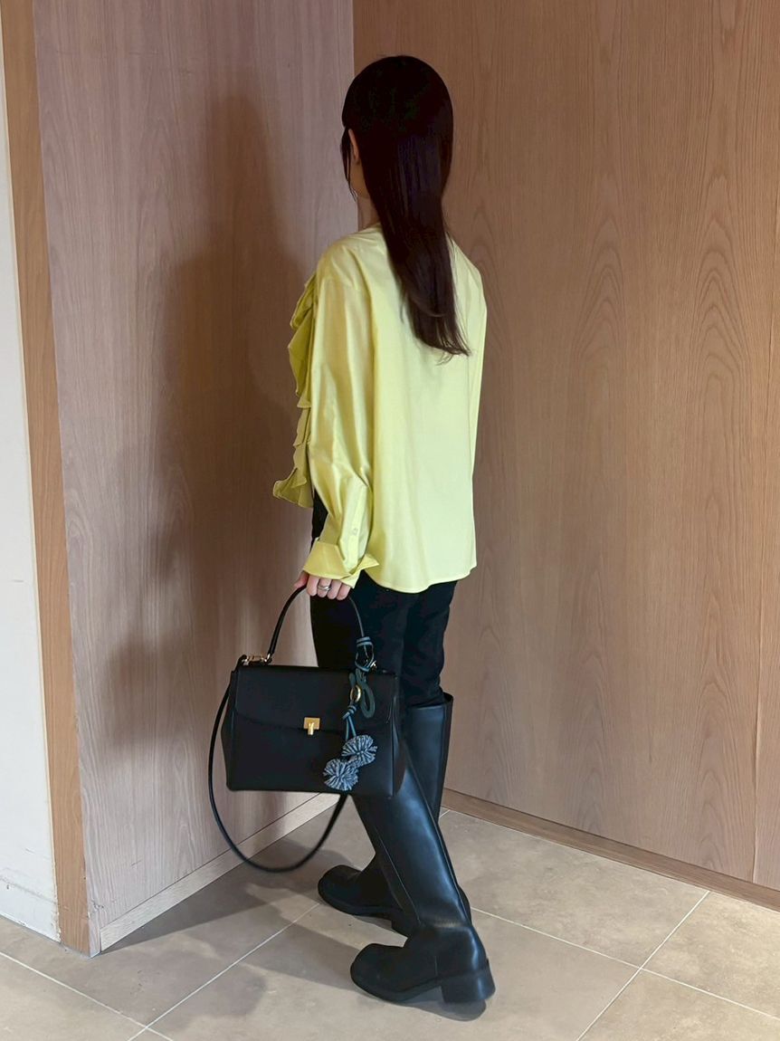 Mila Owen「メタルモチーフスクエアバッグ」|ショルダー・メッセンジャー|