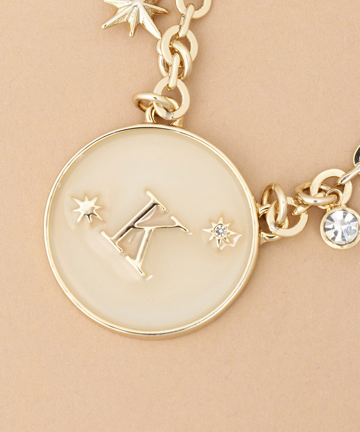 Samantha Thavasa「シャイニーイニシャルバッグチャーム K」|チャーム・キーホルダー|